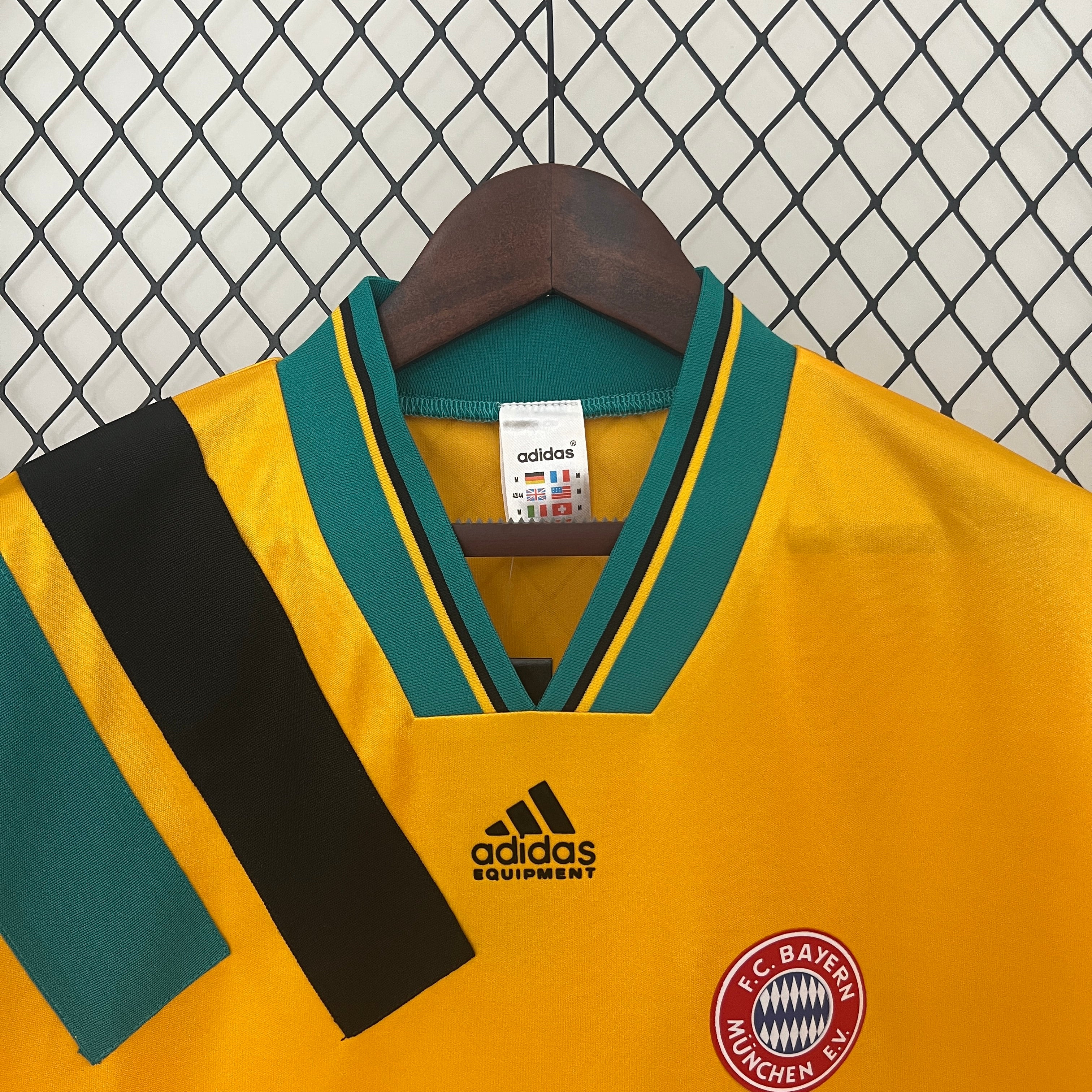 Retro Bayern Monaco 93/95 Away S-XXL