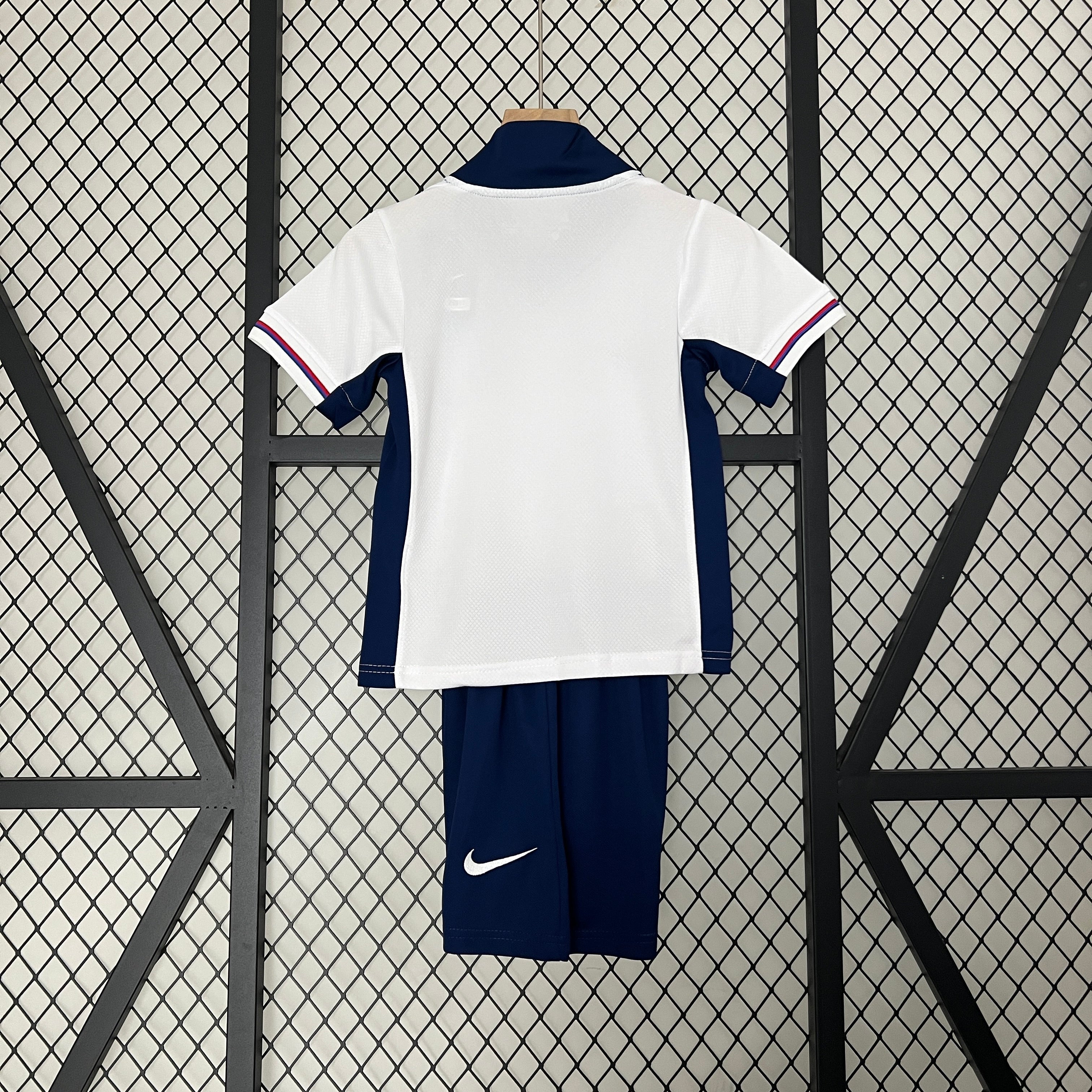 England Kids Home Kit 2024/2025