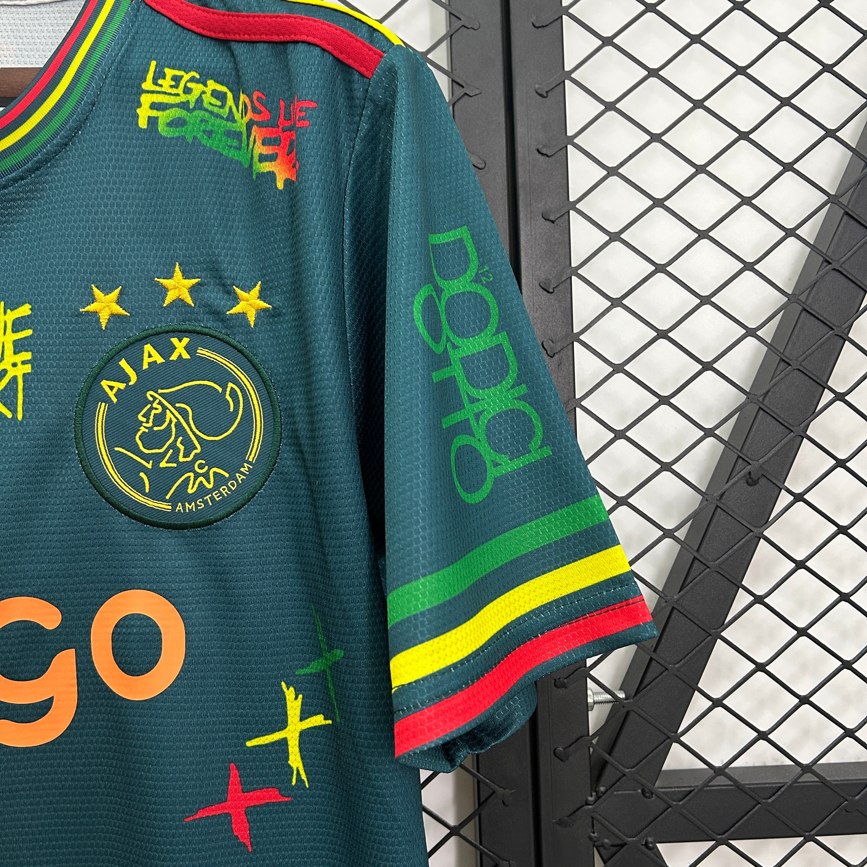 Ajax Shirt 2025/2026 - Bob Marley Edition Jersey Green