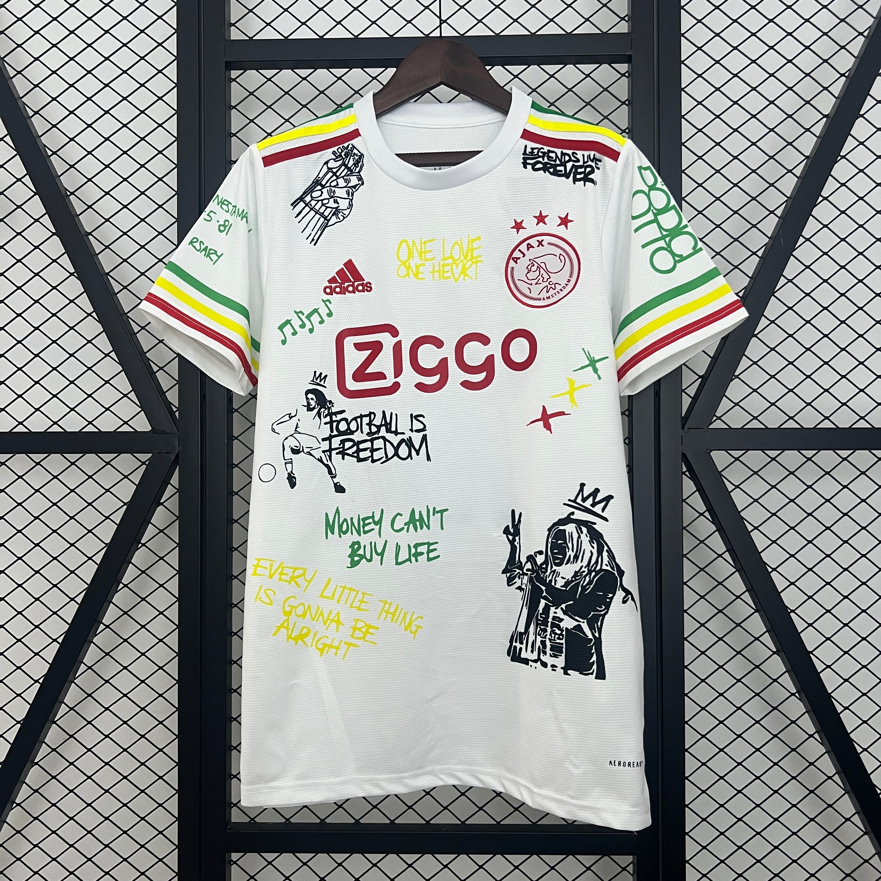 Ajax Shirt 2025/2026 - Bob Marley Edition Jersey White