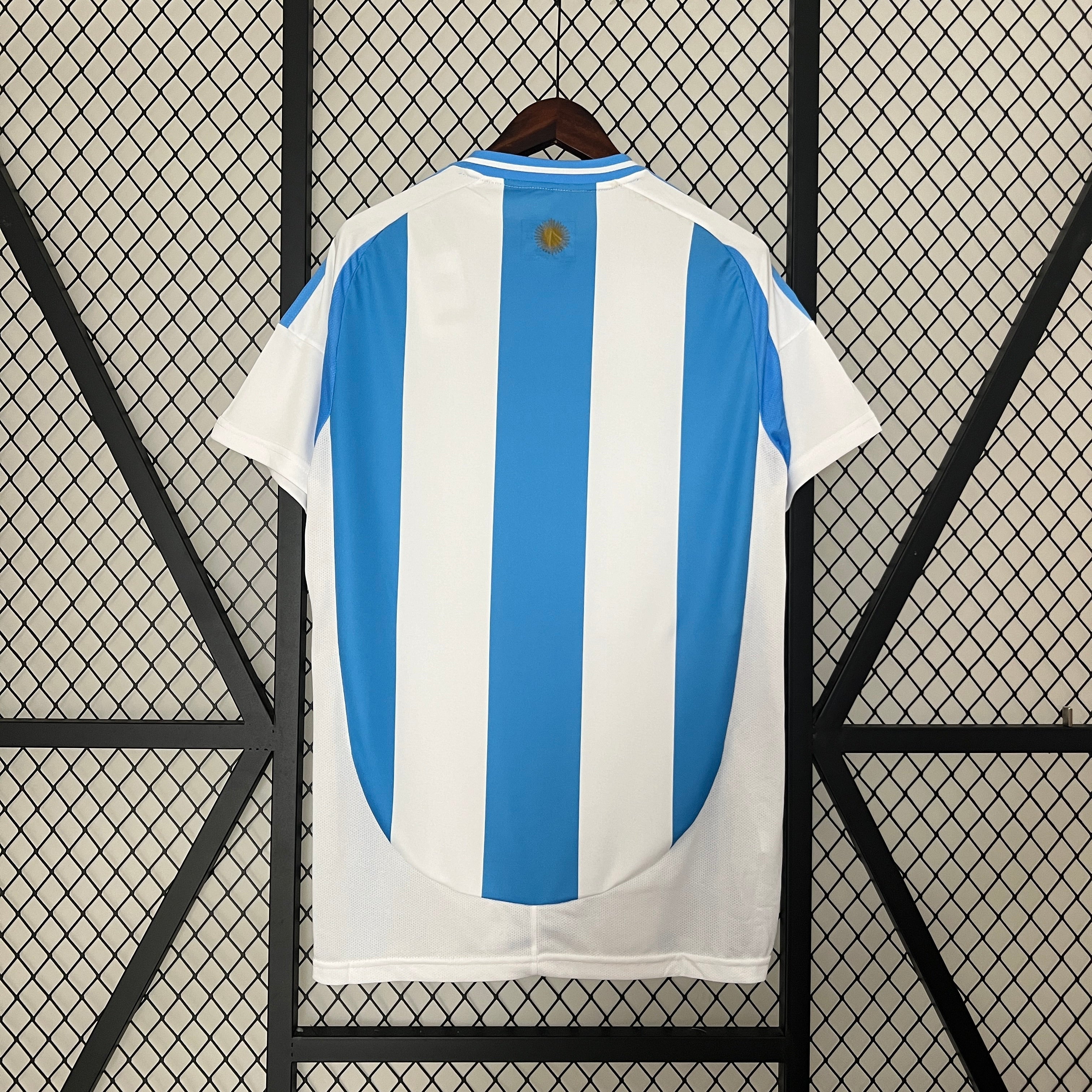 Offizielle Argentinien-Heimtrikots für die Saison 2024/2025!