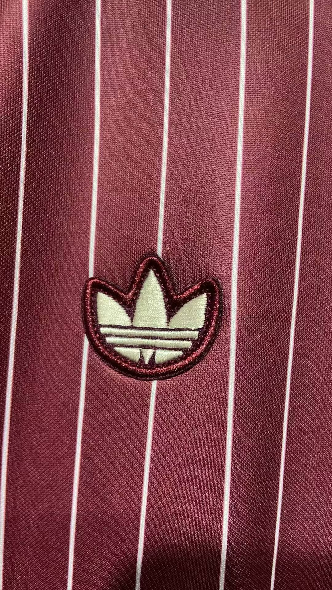 Ajax Retro Special Edition - Old Logo Style 2025/2026