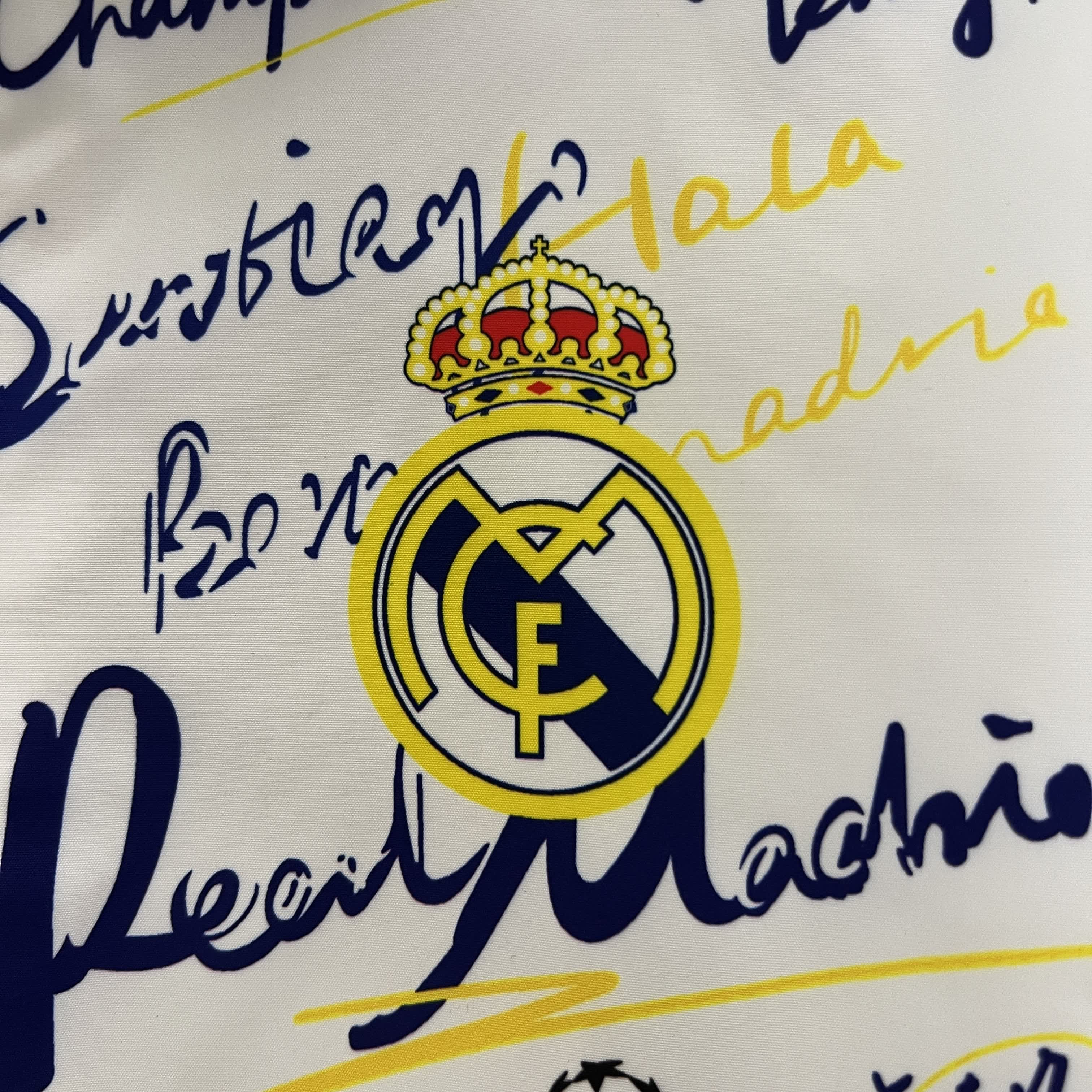 Real Madrid Windbreaker Trench Coat Reversible 2024/2025