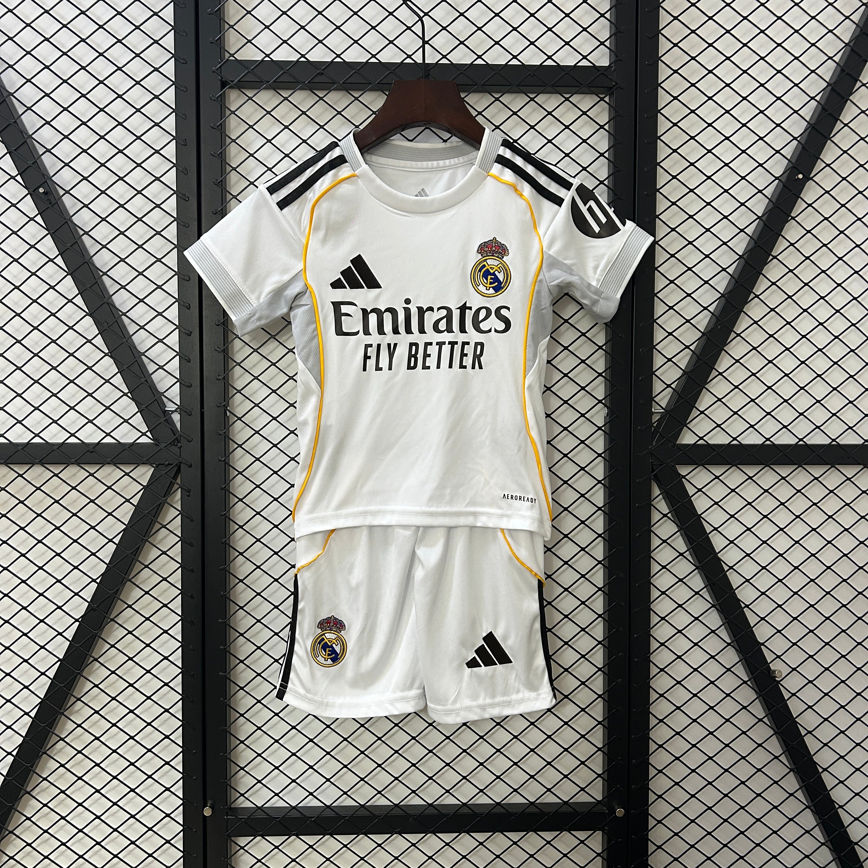 Real Madrid Kids Home Kit 2025/2026