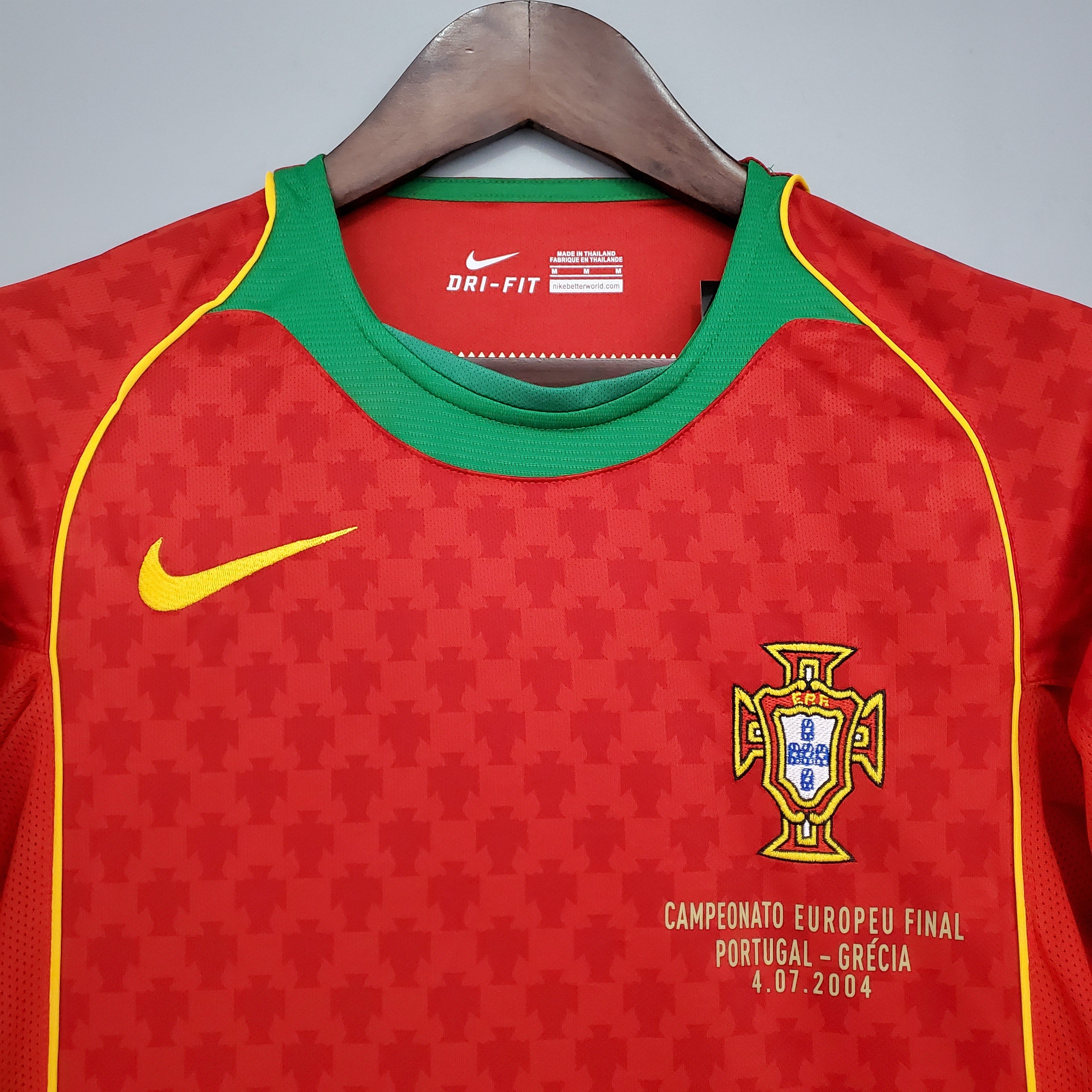 Portugal EM 2004 Fußballtrikot – ikonisches Trikot in den Größen S bis XXXL