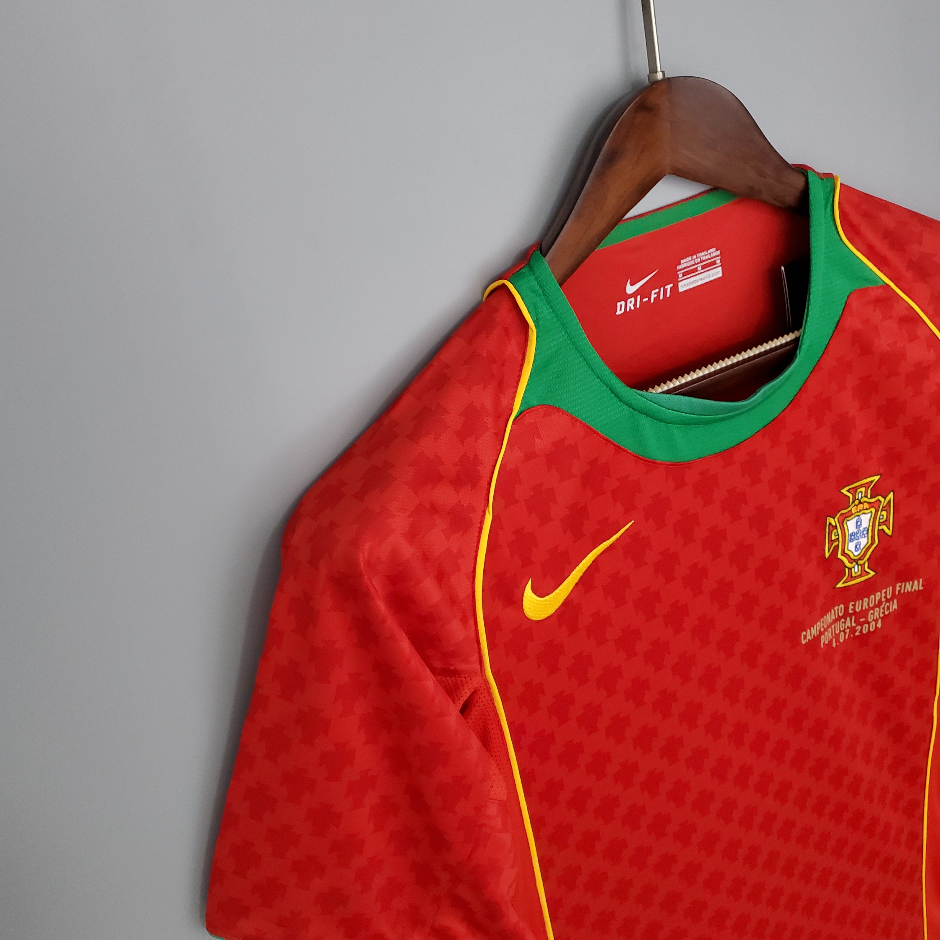 Portugal EM 2004 Fußballtrikot – ikonisches Trikot in den Größen S bis XXXL