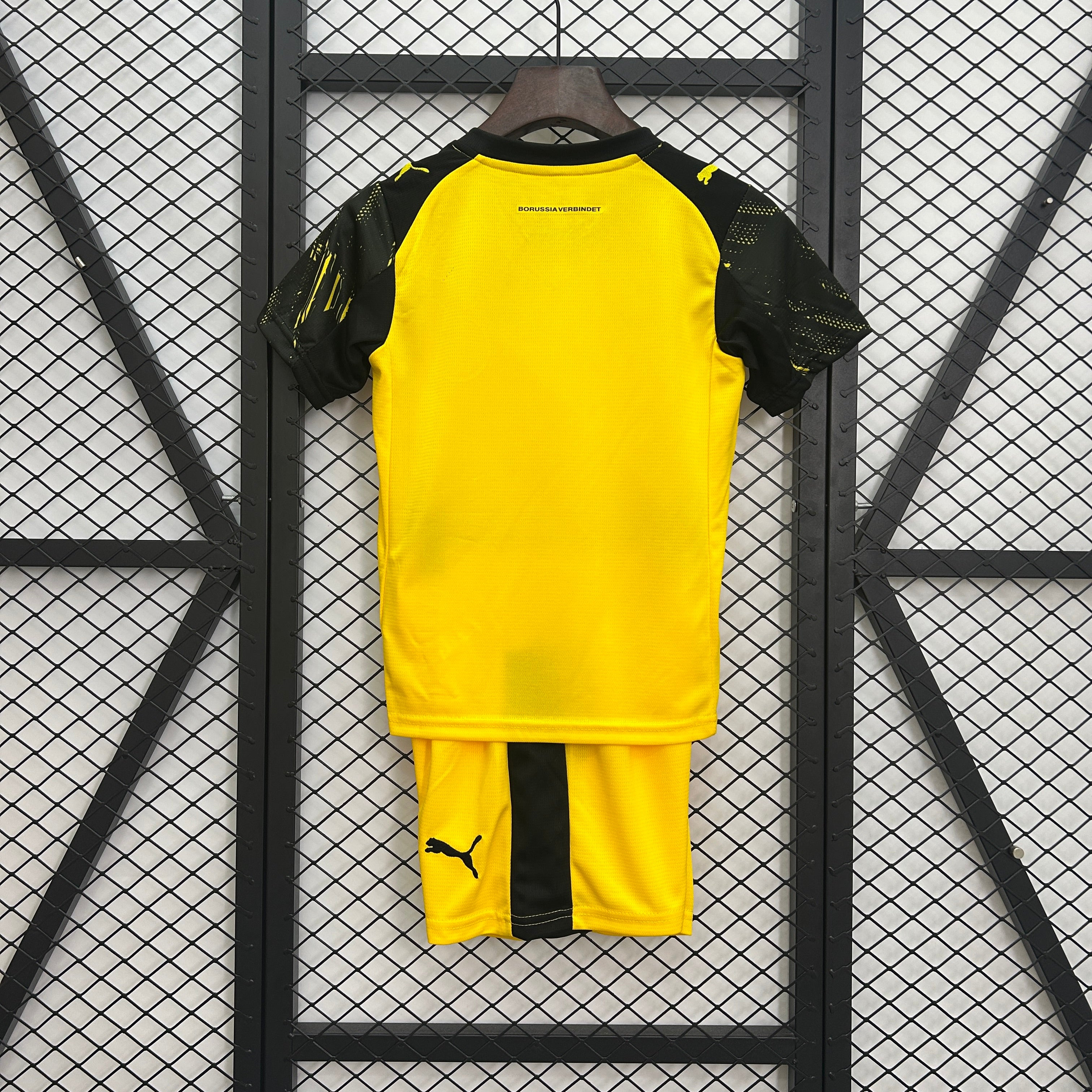 Borussia Dortmund Kids Home Kit 2025/2026