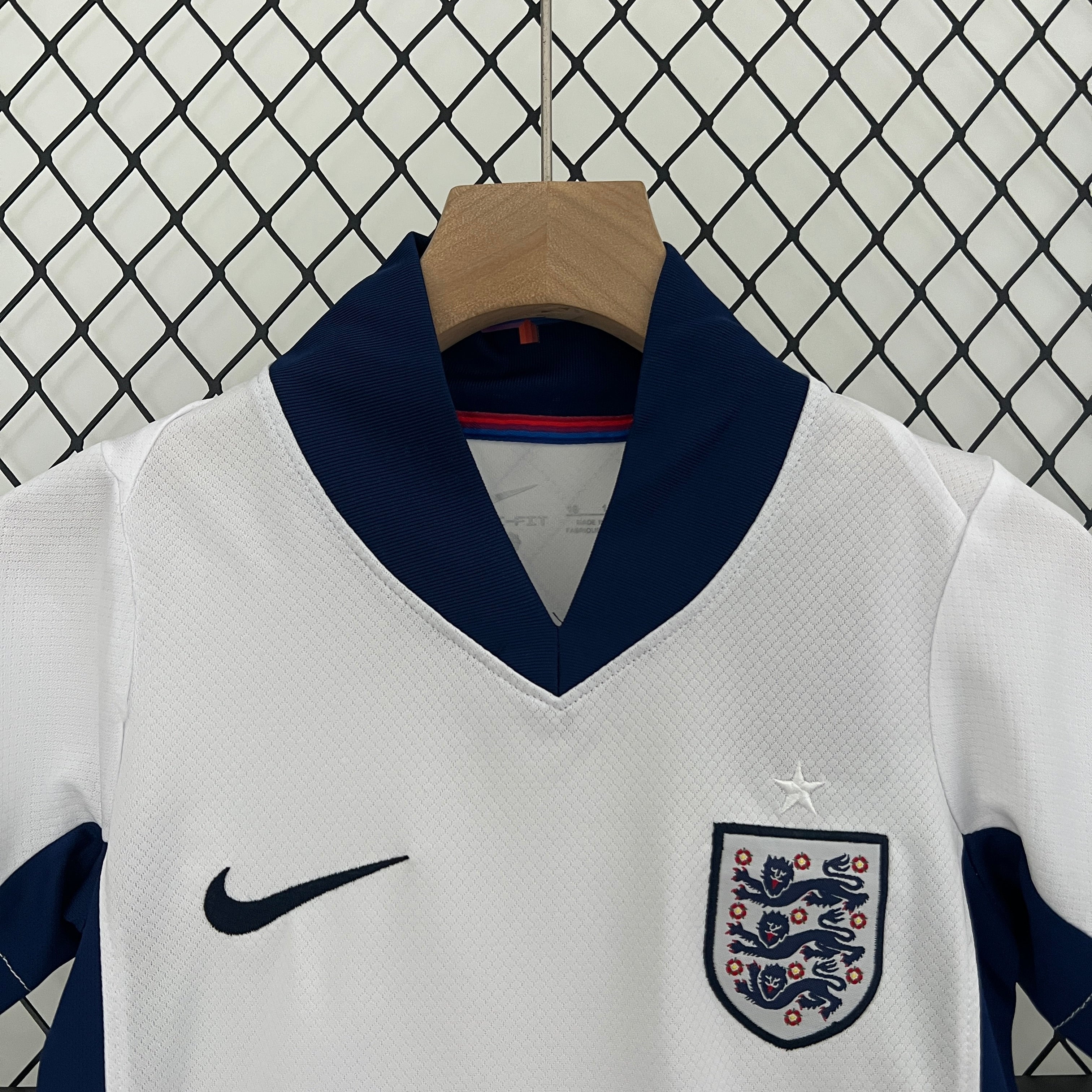 England Kids Home Kit 2024/2025