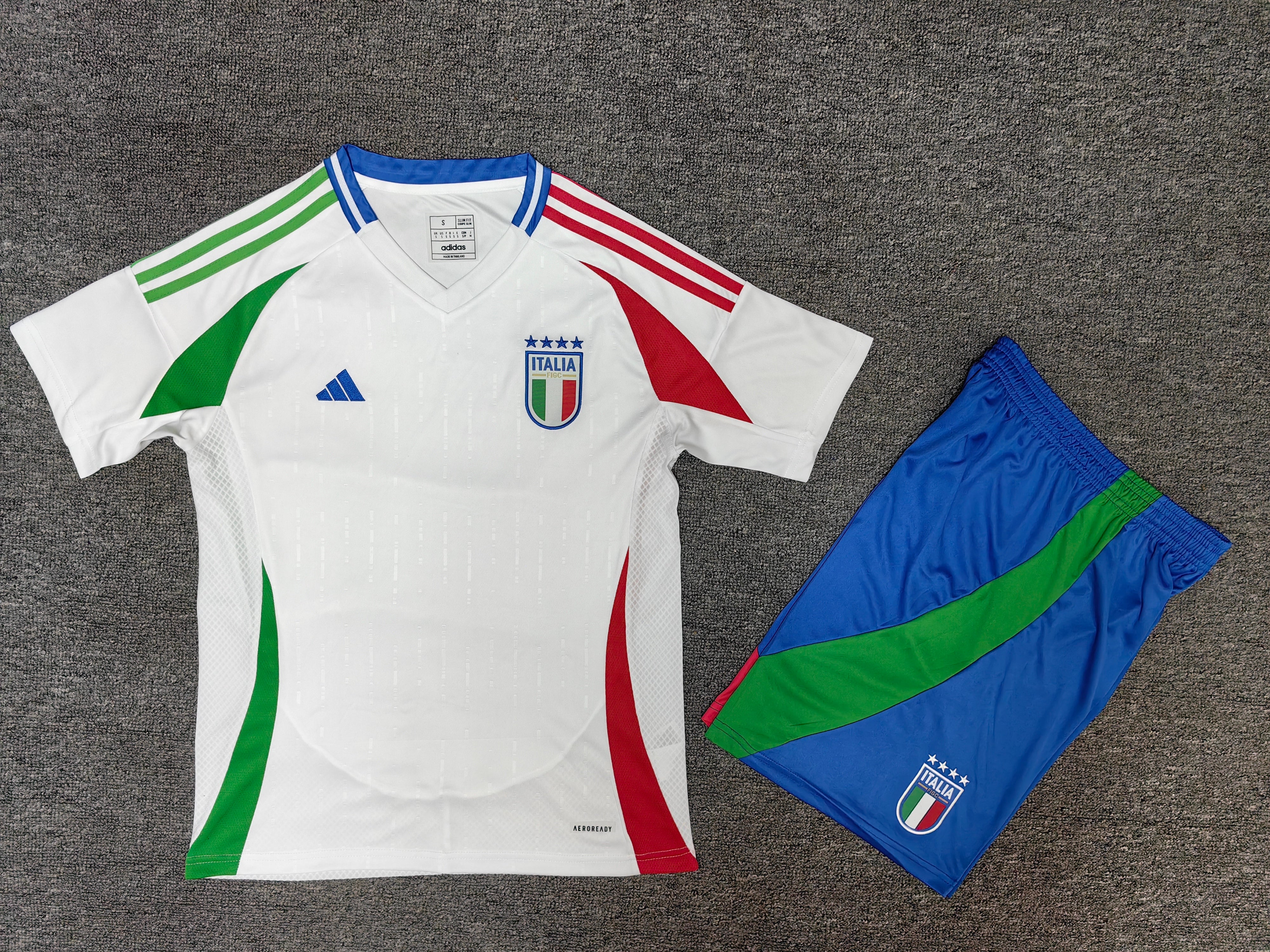 Italy Kit Away 2024/2025