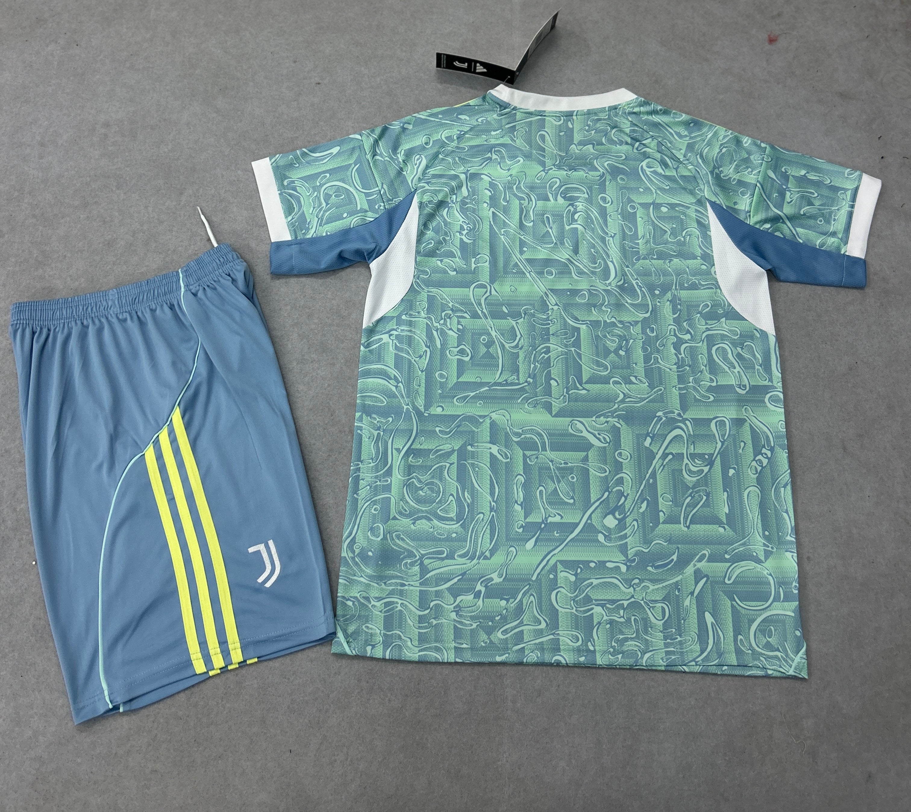 Juventus Kit Away 2025/2026
