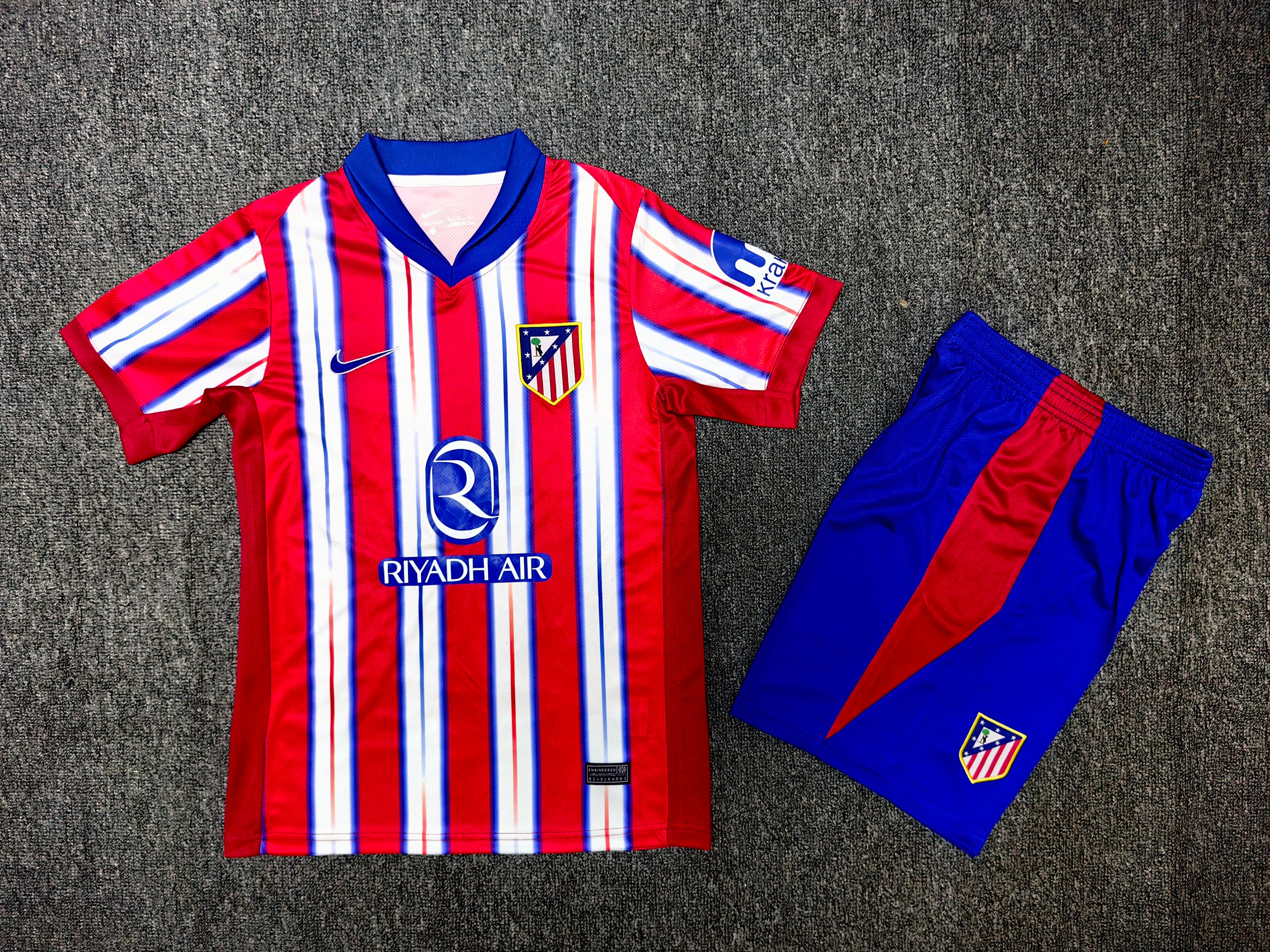 Atletico Madrid Kit Home 2024/2025