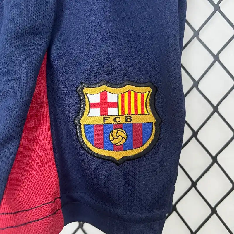 Barcelona Kids Home 2024/2025 – Maten van 16 tot 28