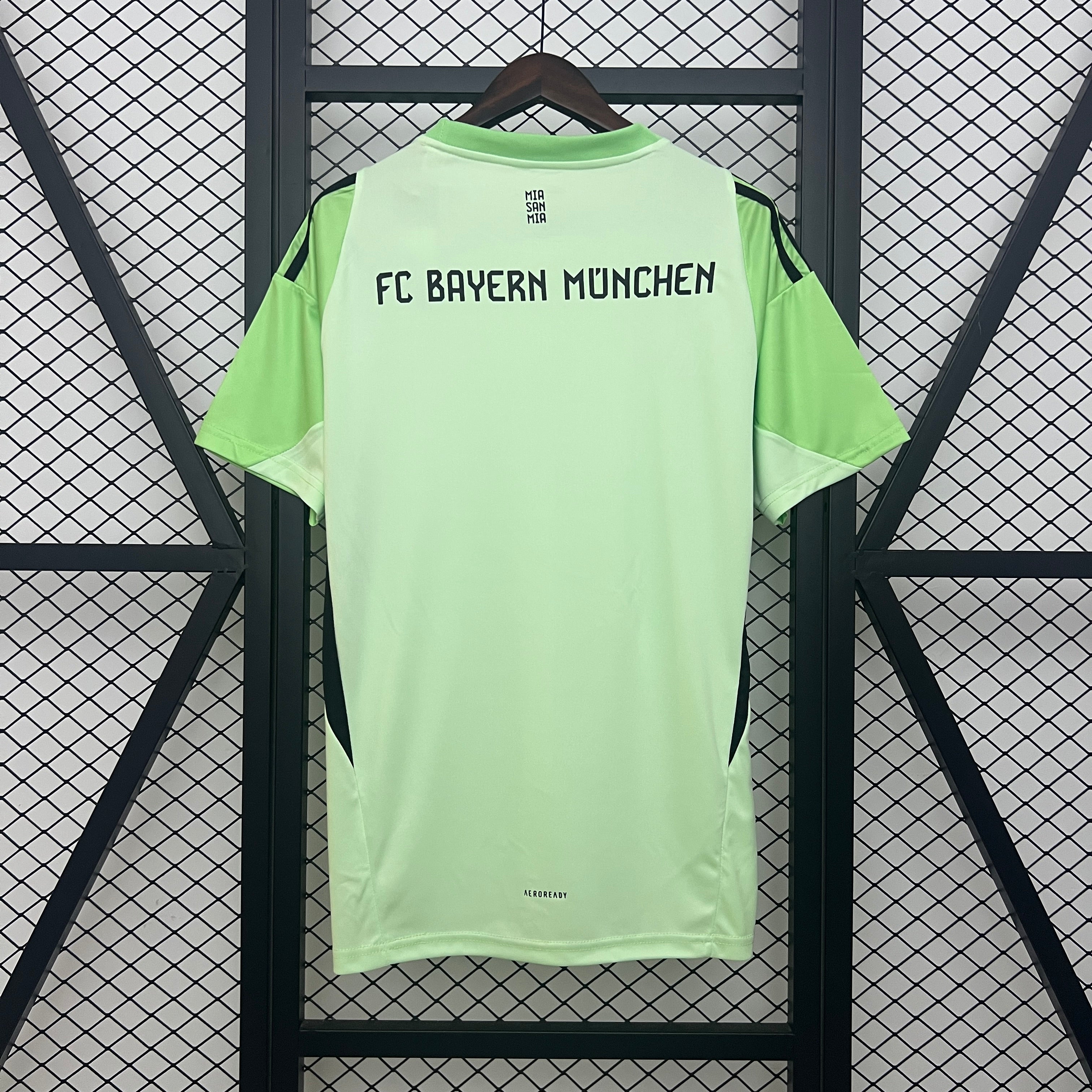 Bayern Munich 2025/2026 - Goalkeeper Edition