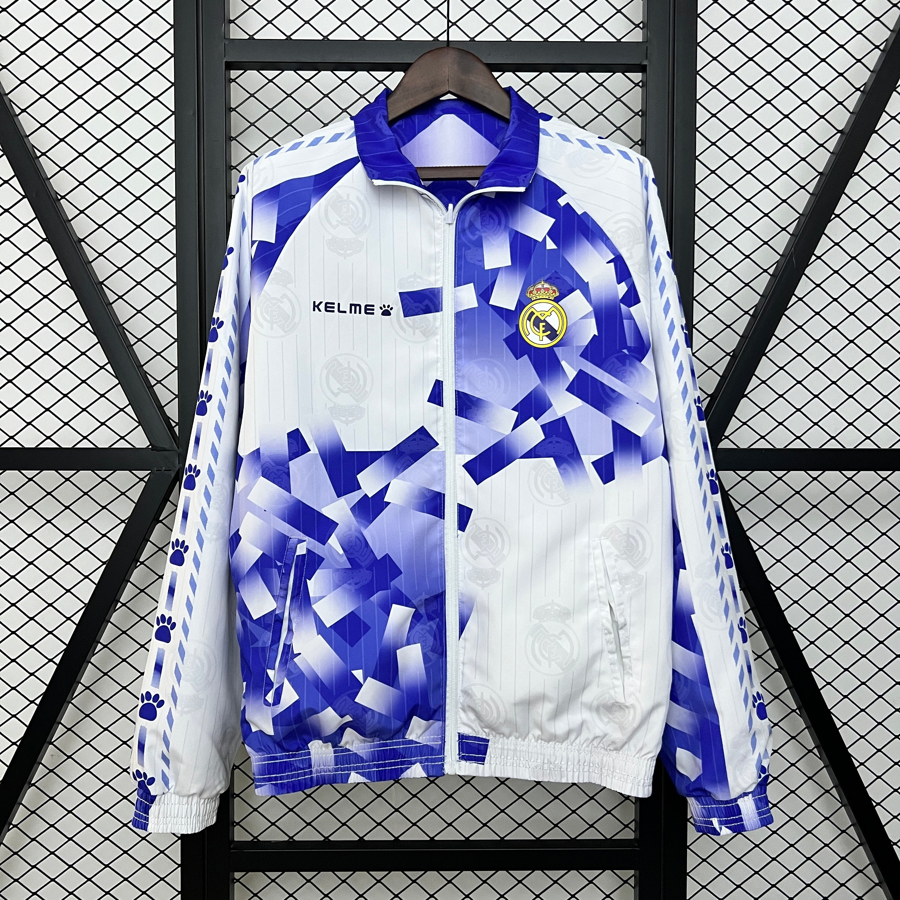 Real Madrid Windbreaker Reversible 2025/2026