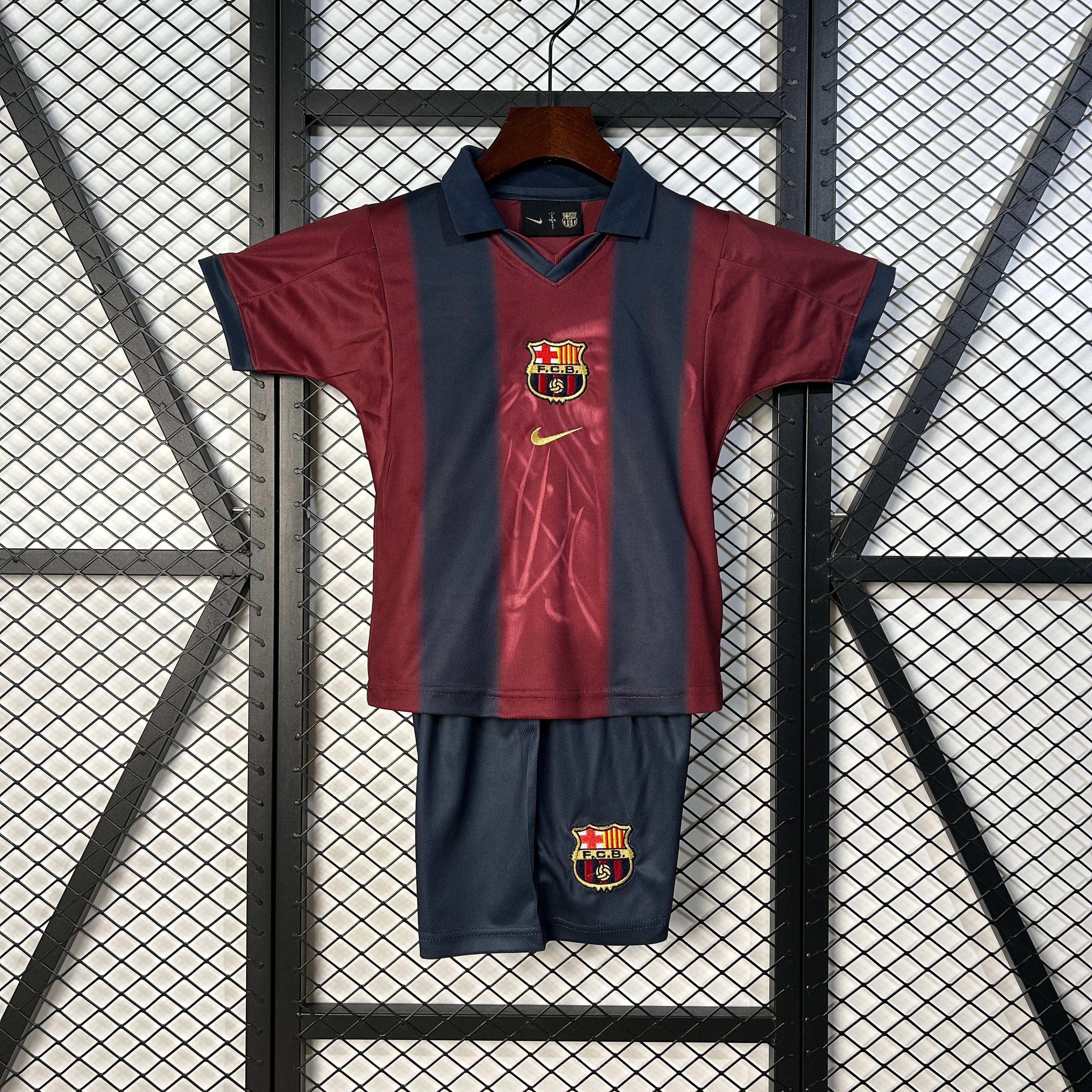 Barcelona Kids Special Edition Kit Cactus Jack 2025/2026