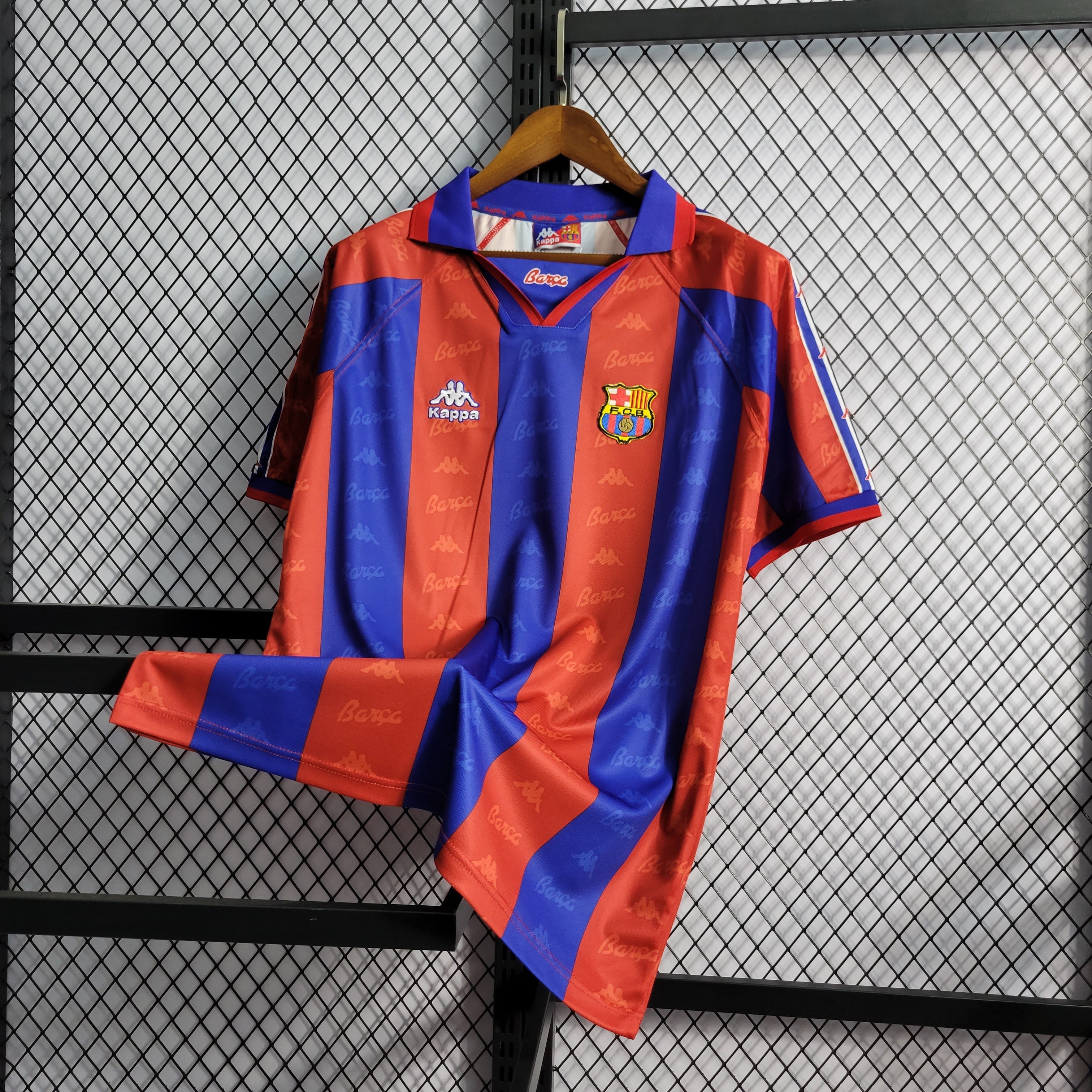 Legendäres FC Barcelona-Trikot 1996/1997 – Ronaldo #9-Kollektion