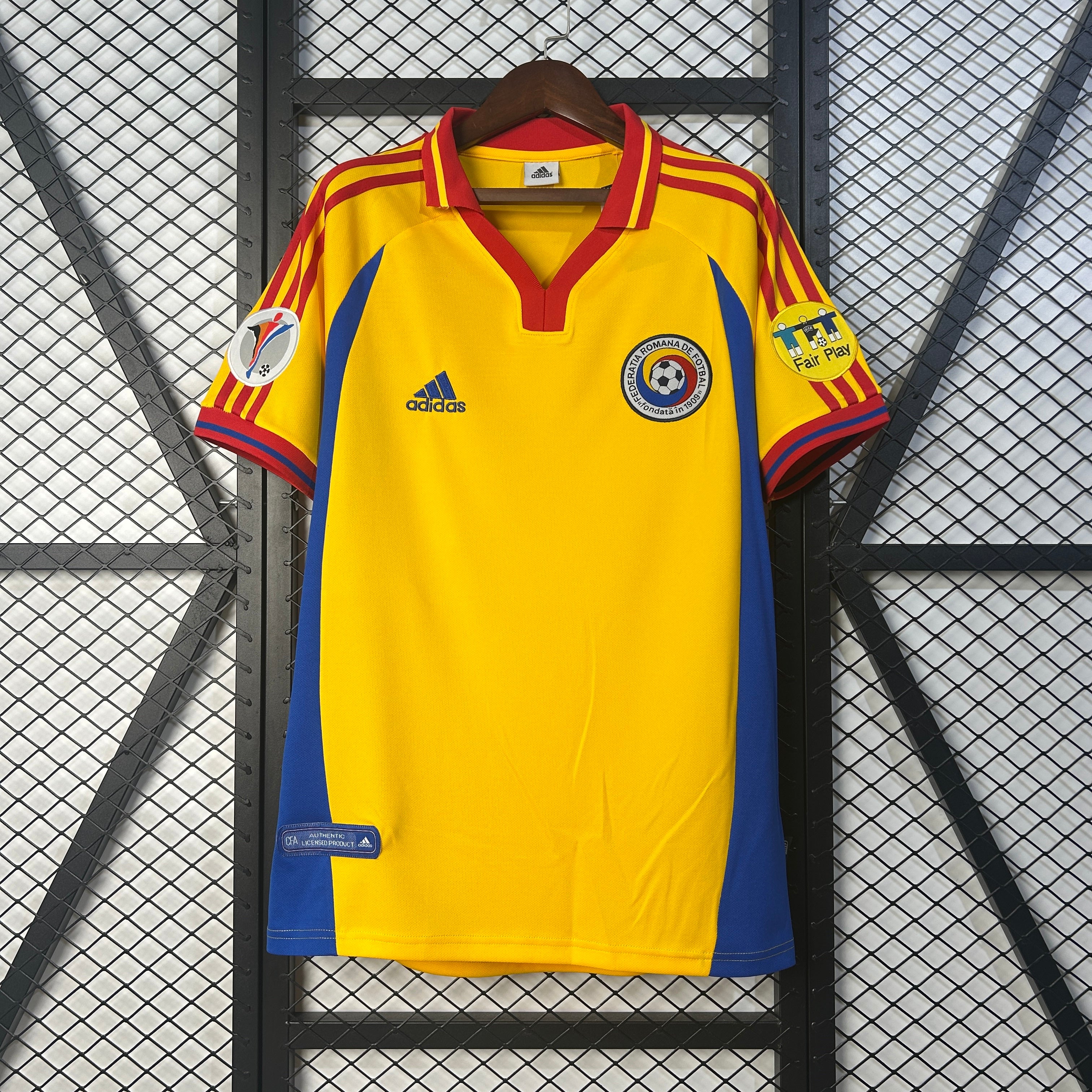 Romania Home Retro Shirt 2000