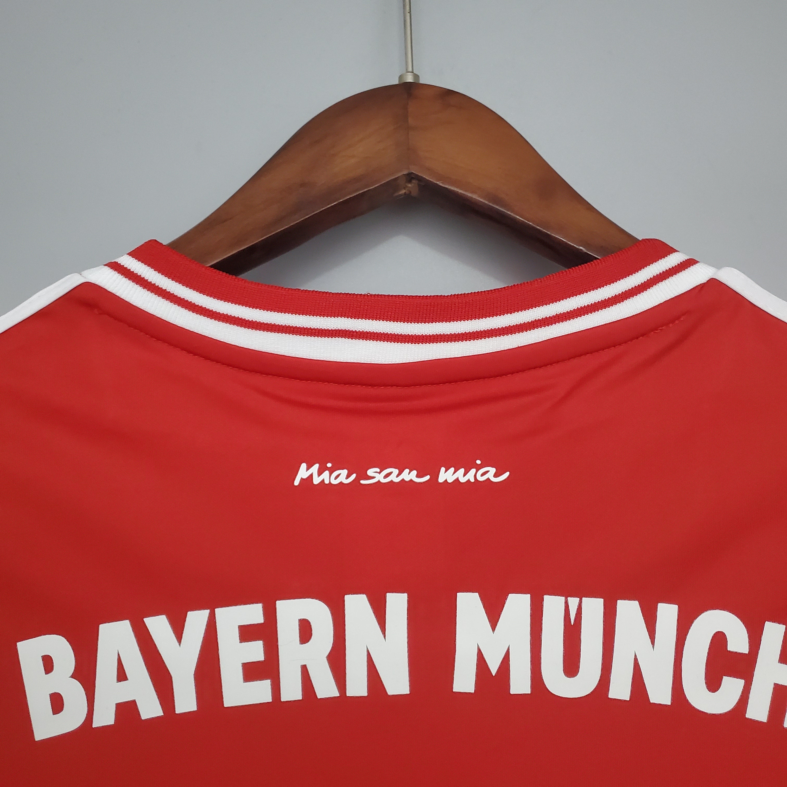 Retro-Langarmshirt Bayern München 13/14 Champions League Heimtrikot S-XXL