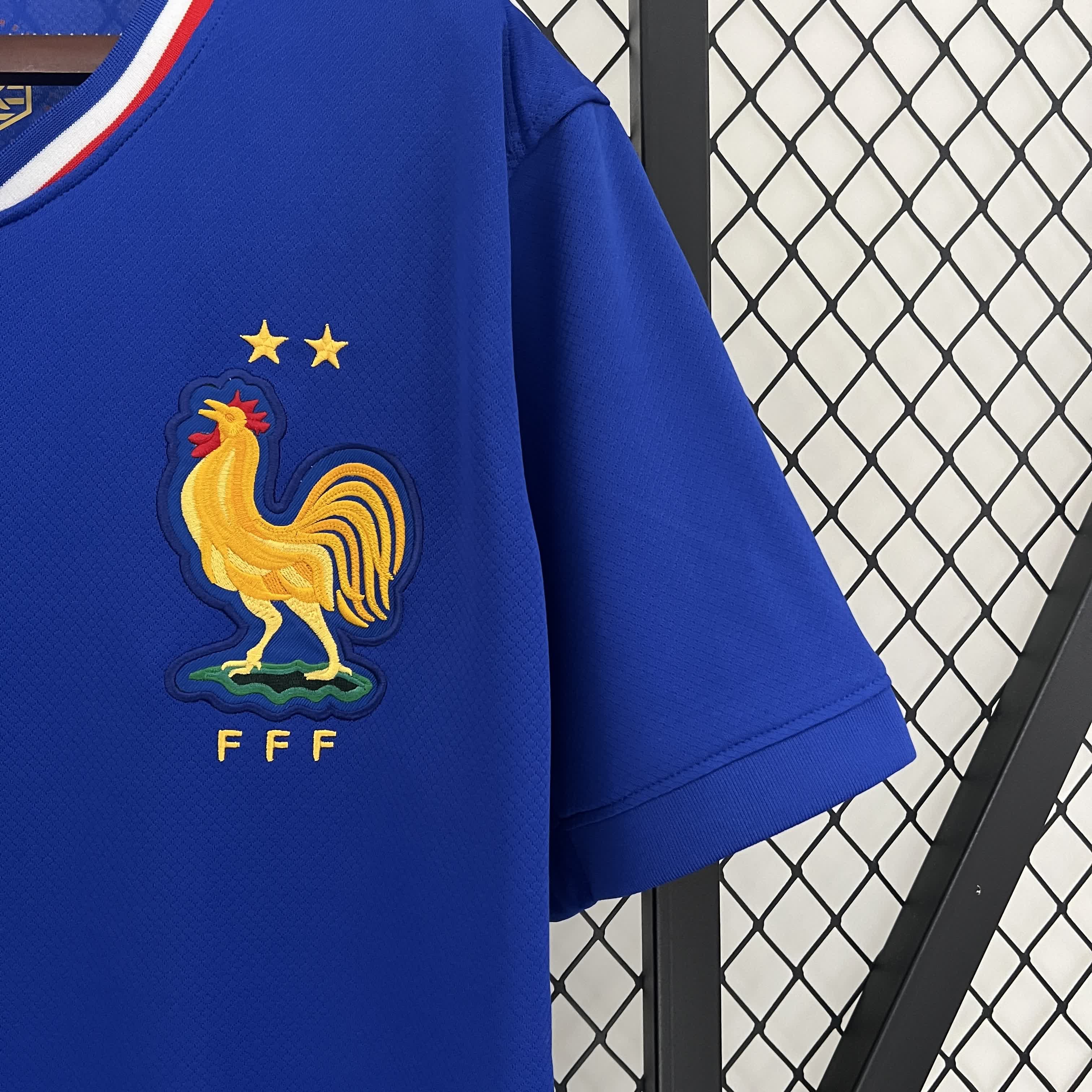 Maglia ufficiale da calcio Francia 2024/2025 - Disponibile nelle taglie dalla S alla XXXL (Francia Home)