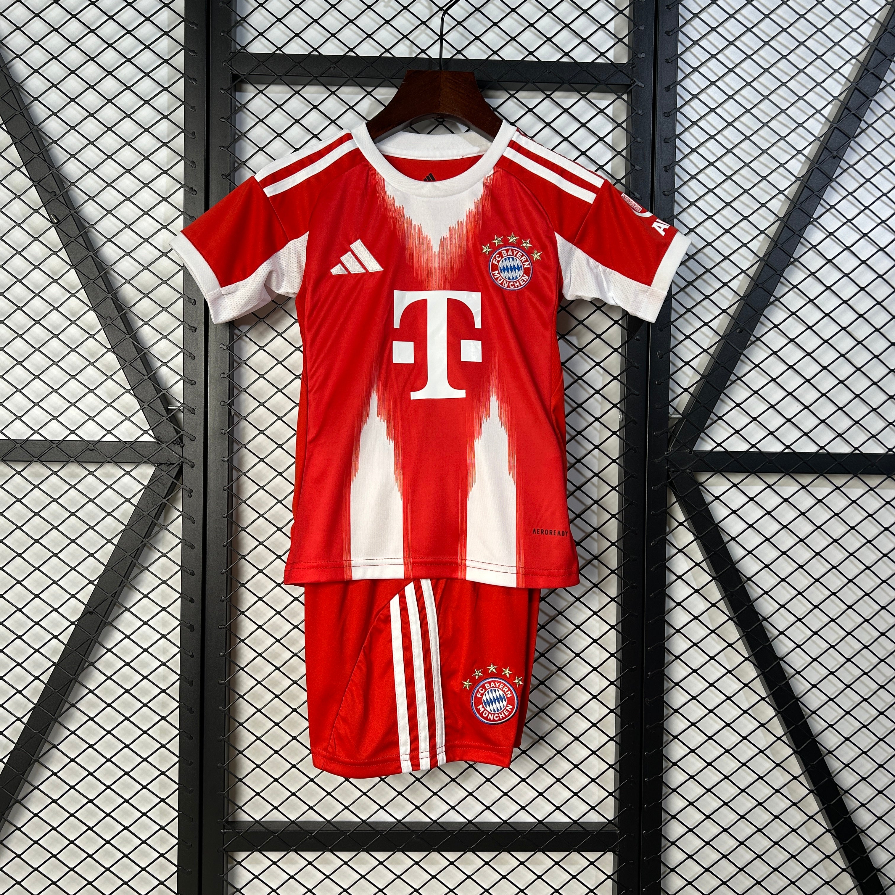 Bayer Munich Kids Home Kit 2025/2026