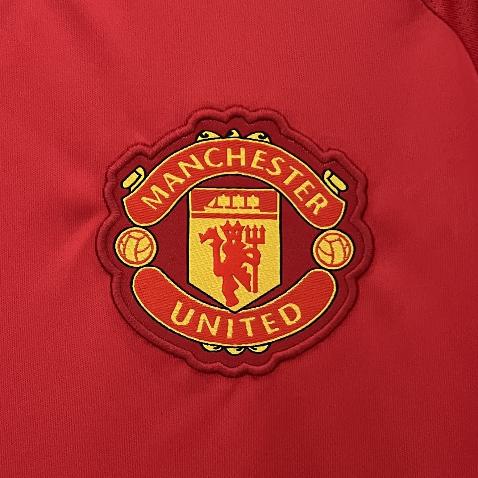 Manchester United 2024/25 Casa