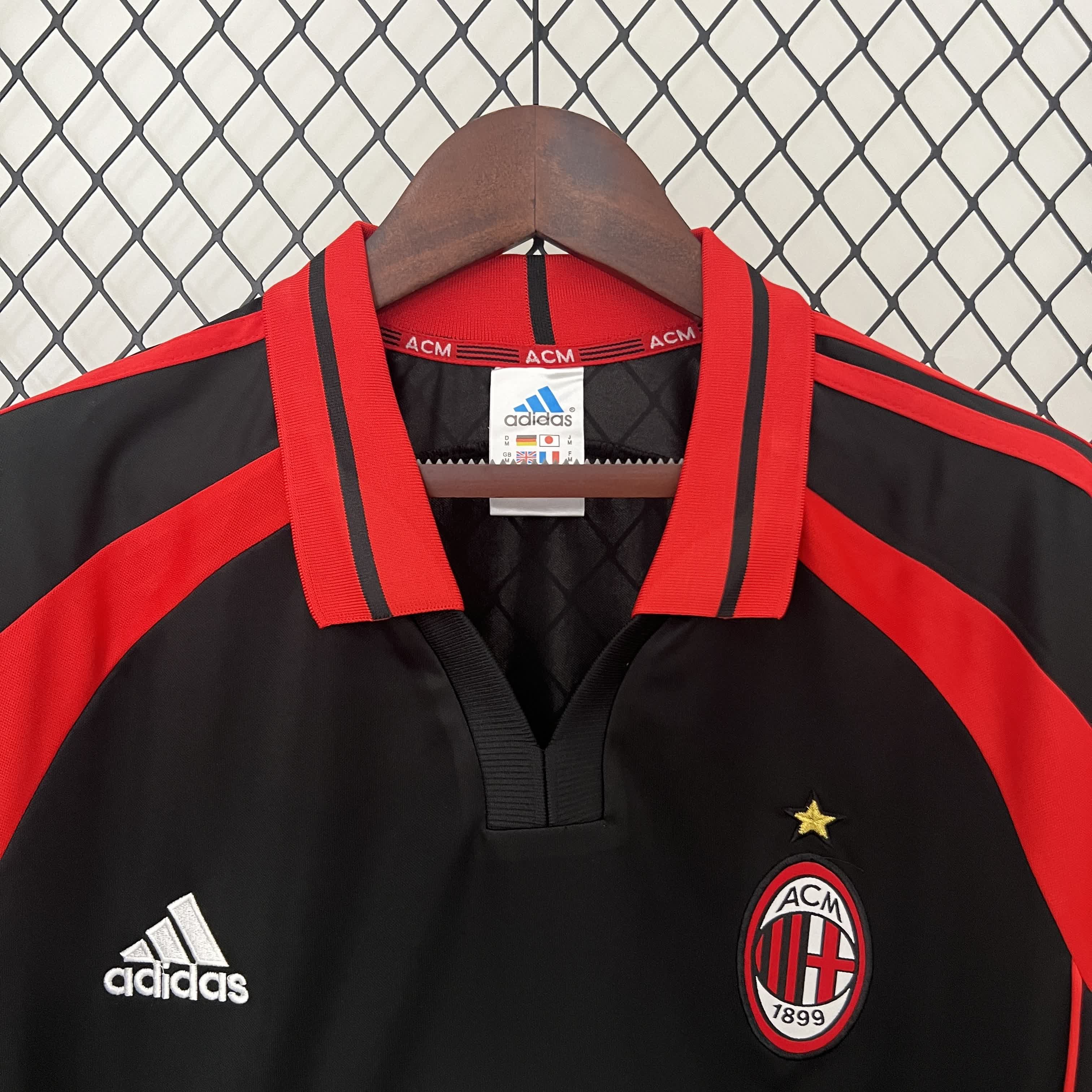 Terza maglia storica da calcio del Milan 00/01