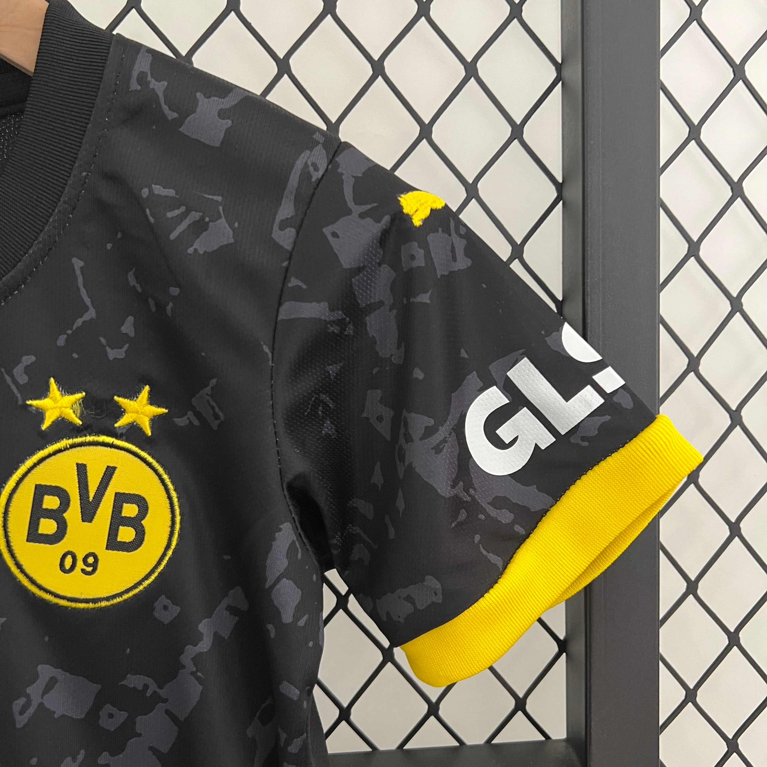 23/24 kids Dortmund away size: 16-28