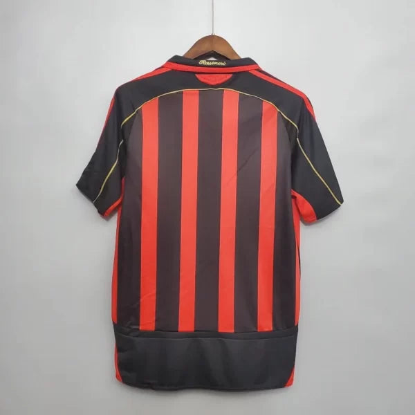 Iconische AC Milan 2006 2007 Thuisshirt - Draag de Rossoneri Geschiedenis met Trots!