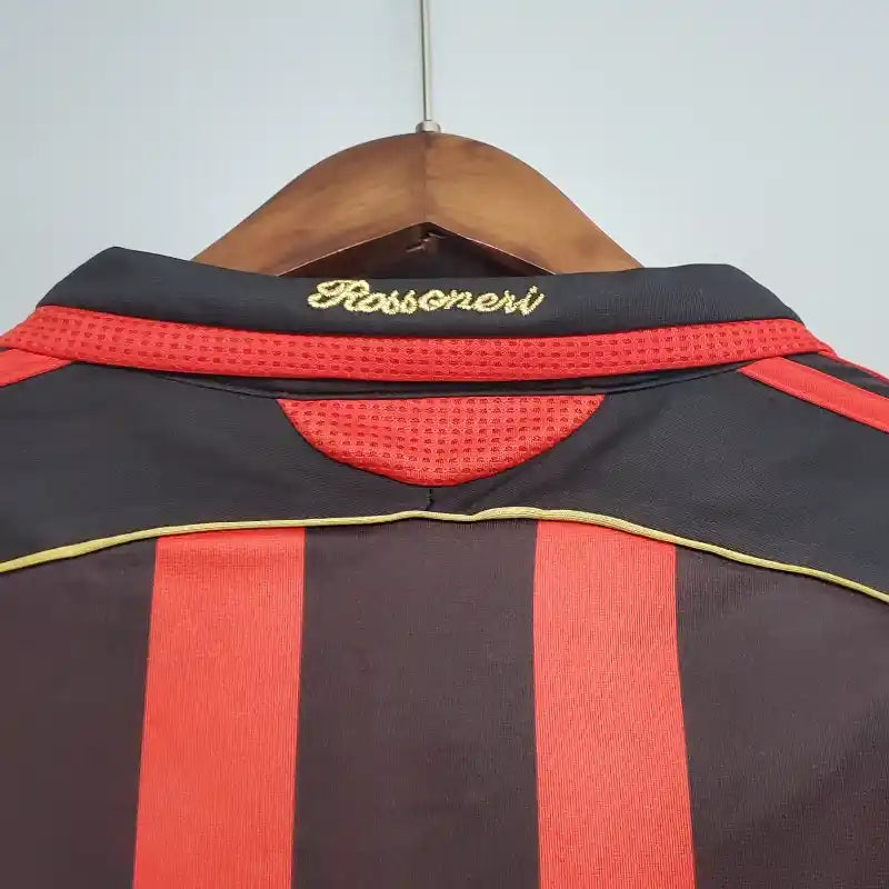 Iconica maglia Home dell'AC Milan 2006 2007 - Indossa la storia rossonera con orgoglio!