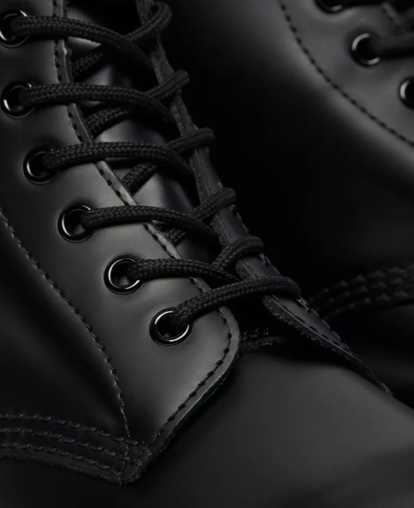 Dr. Martens 1460 Lace Up Boots - Smooth Leather Black