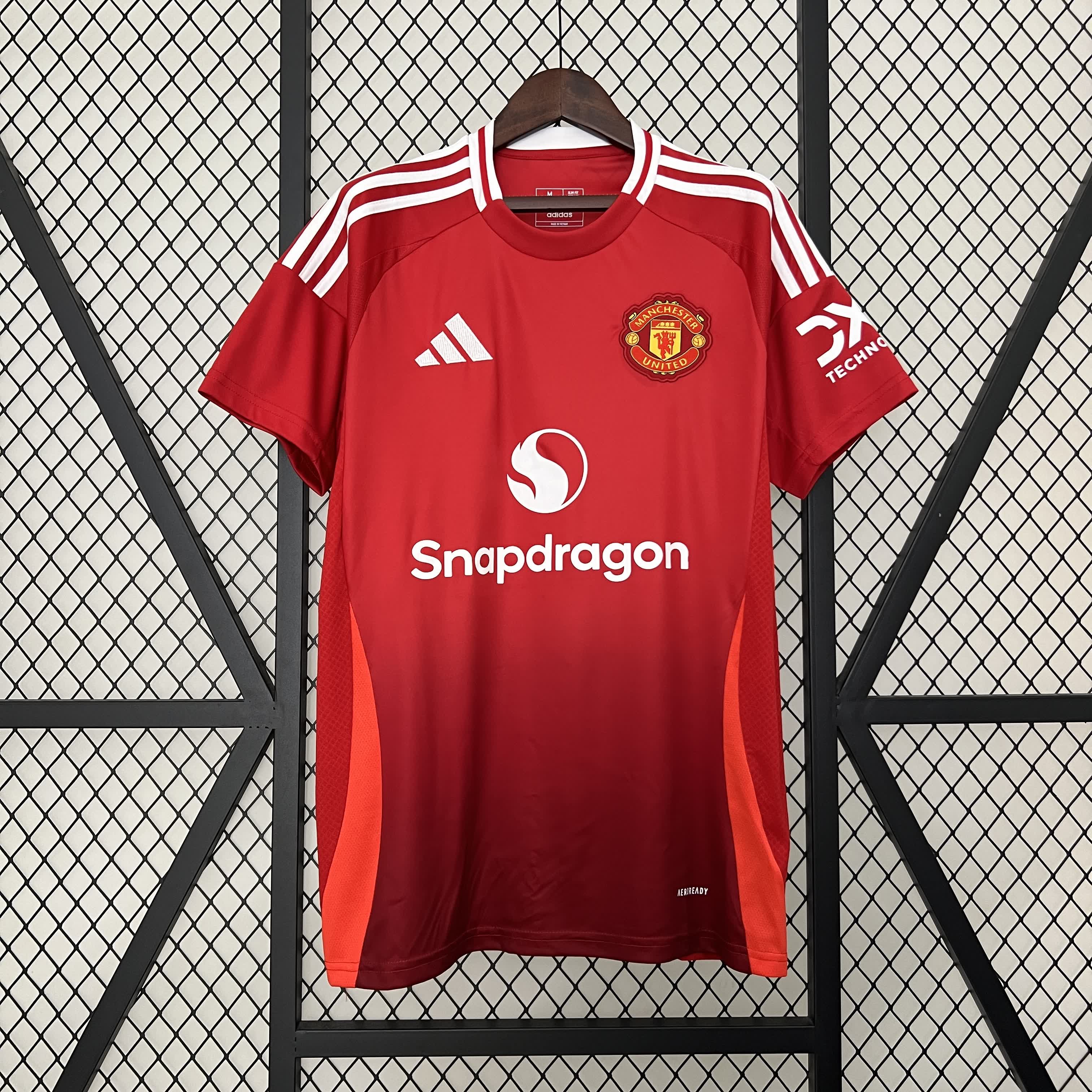 Manchester United 2024/25 Casa