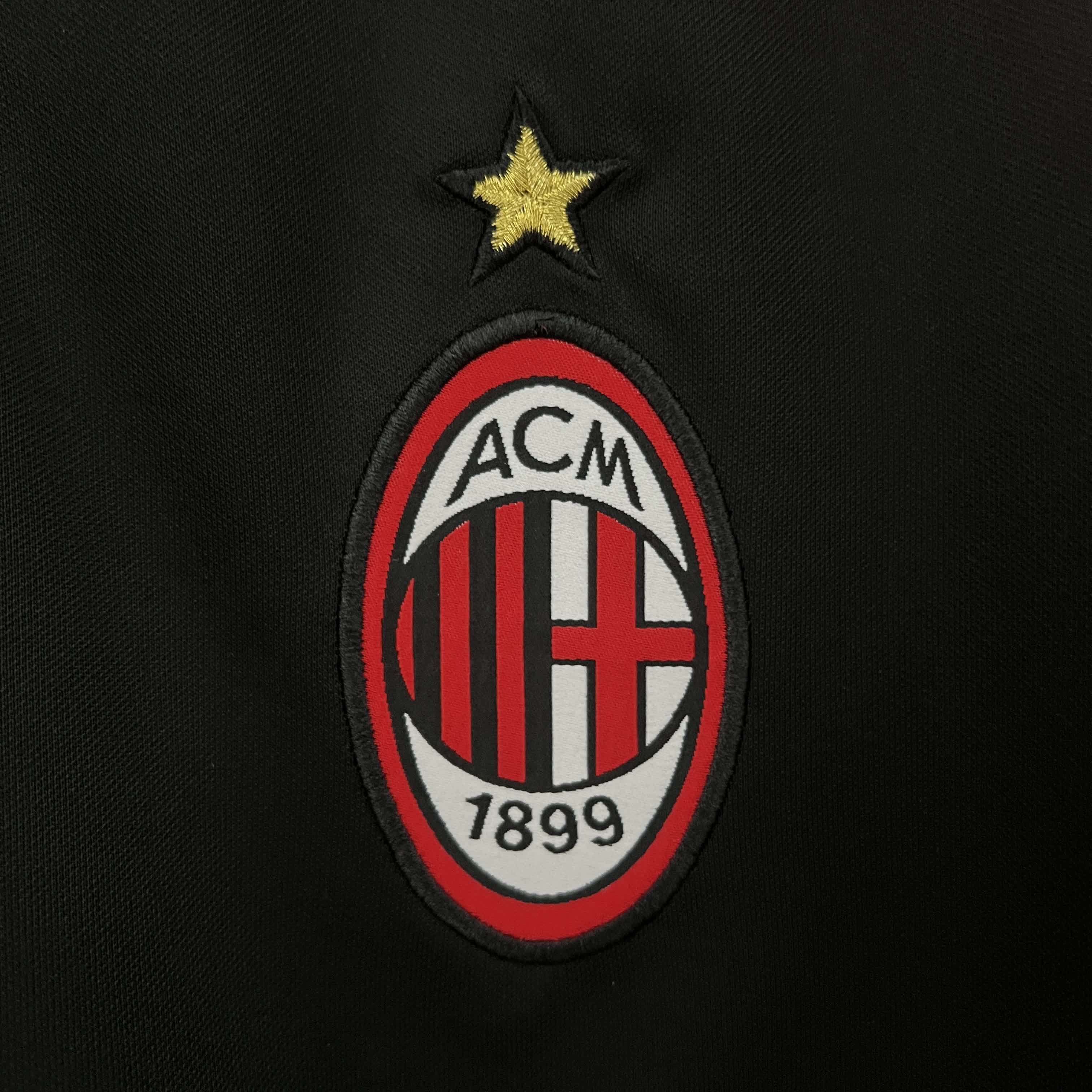 Terza maglia storica da calcio del Milan 00/01