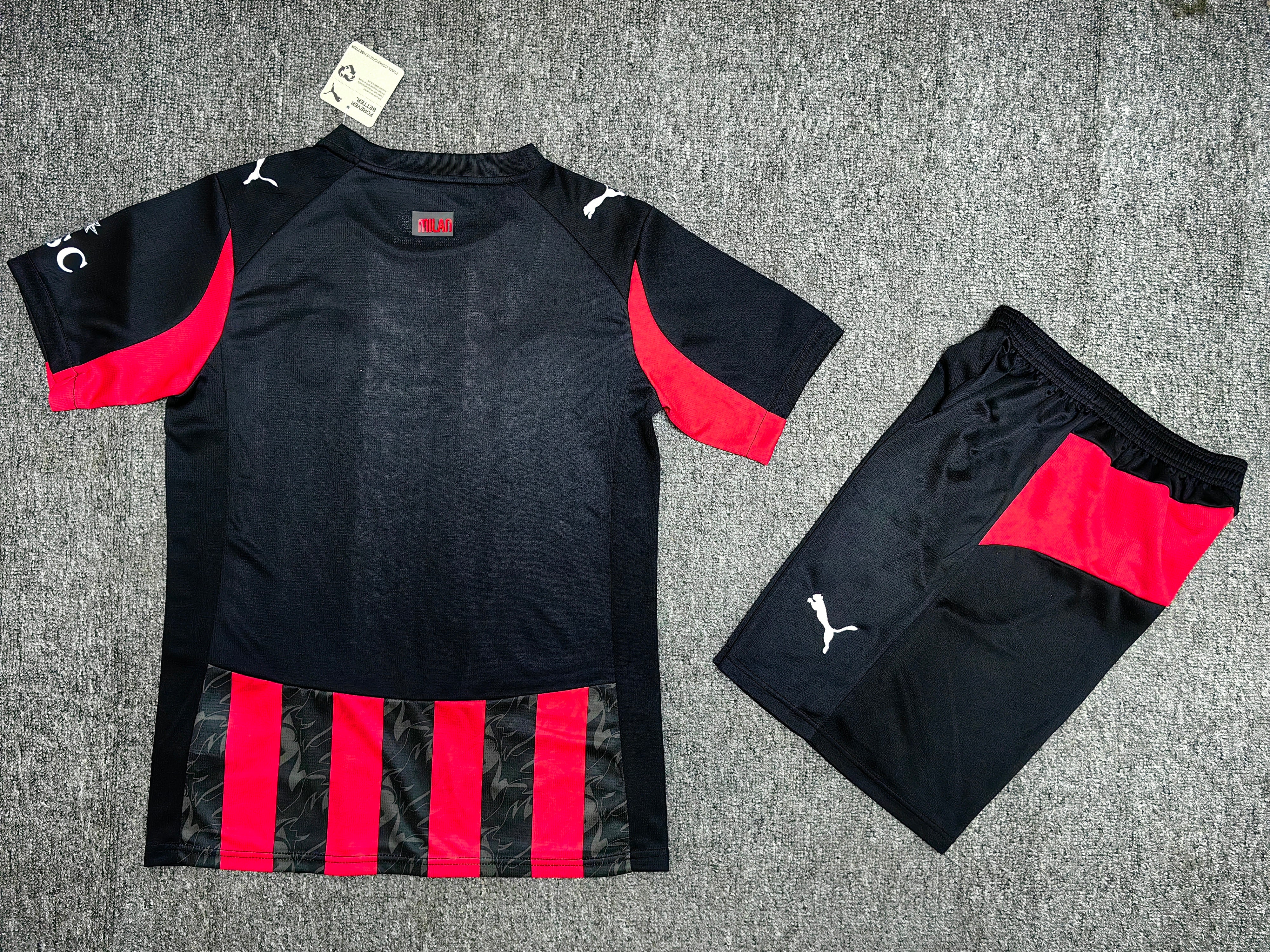 Milan Kit Home 2025/2026