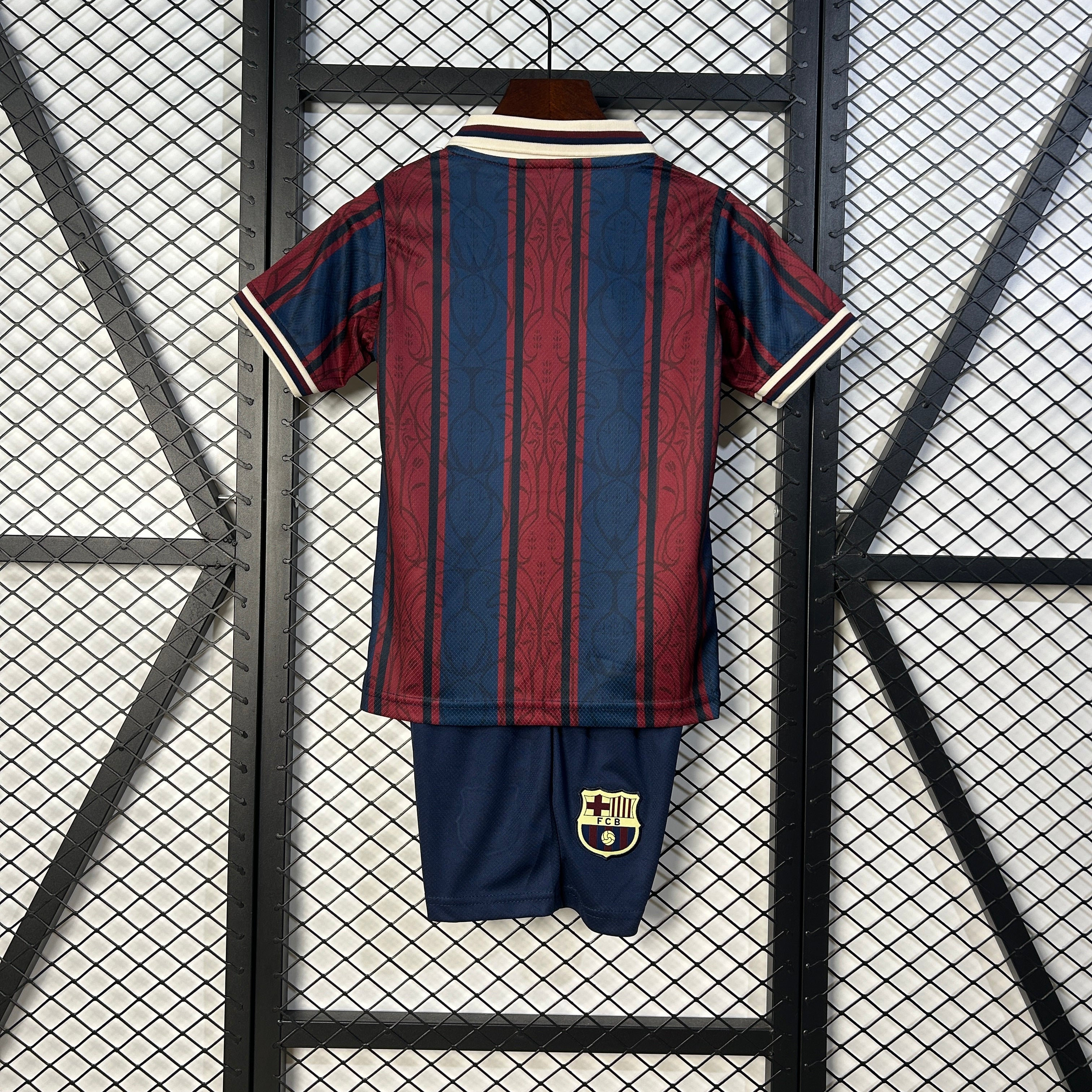 Barcelona Kids Special Edition Kit 125th Anniversary 2025/2026