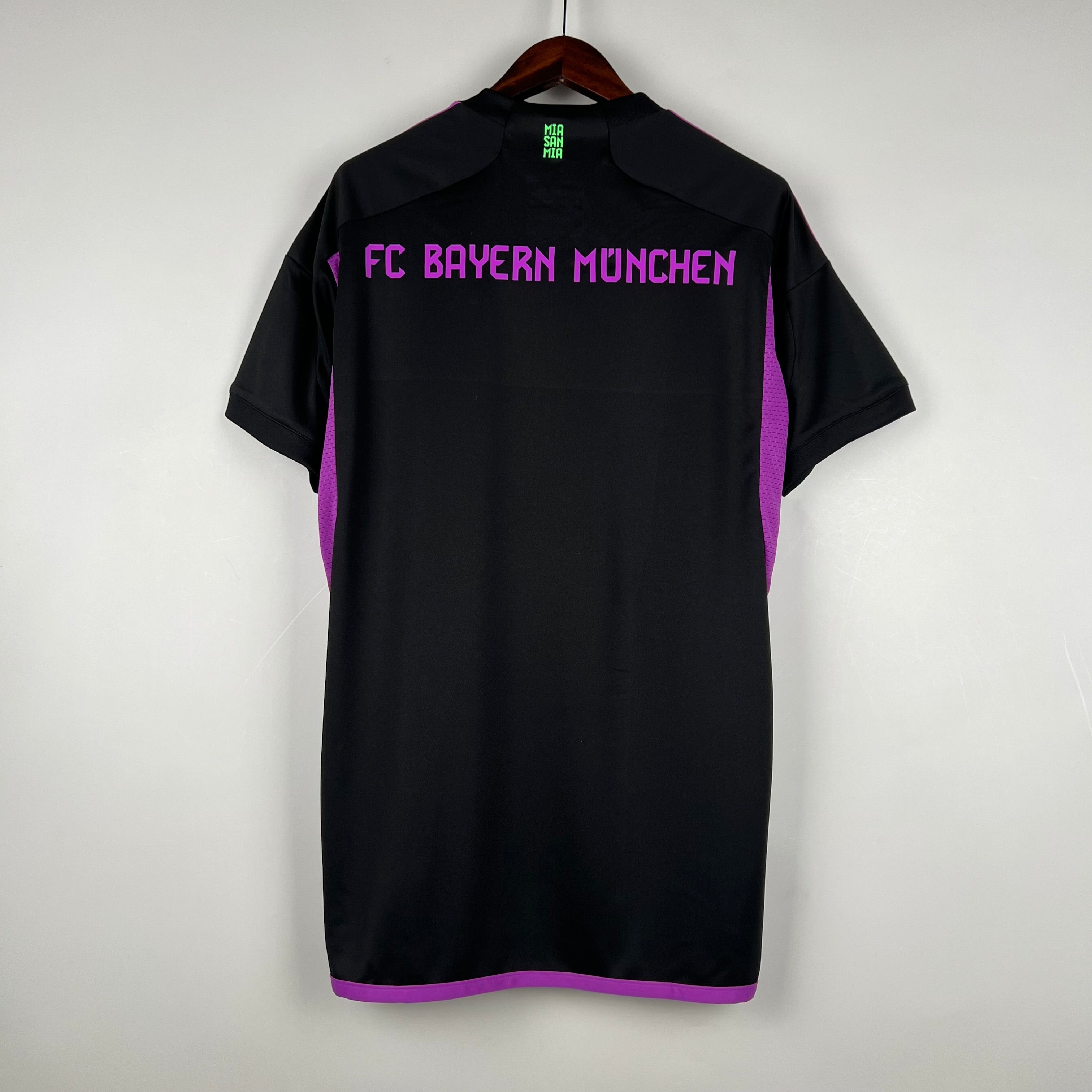 23/24 Bayern Monaco Trasferta S-3XL