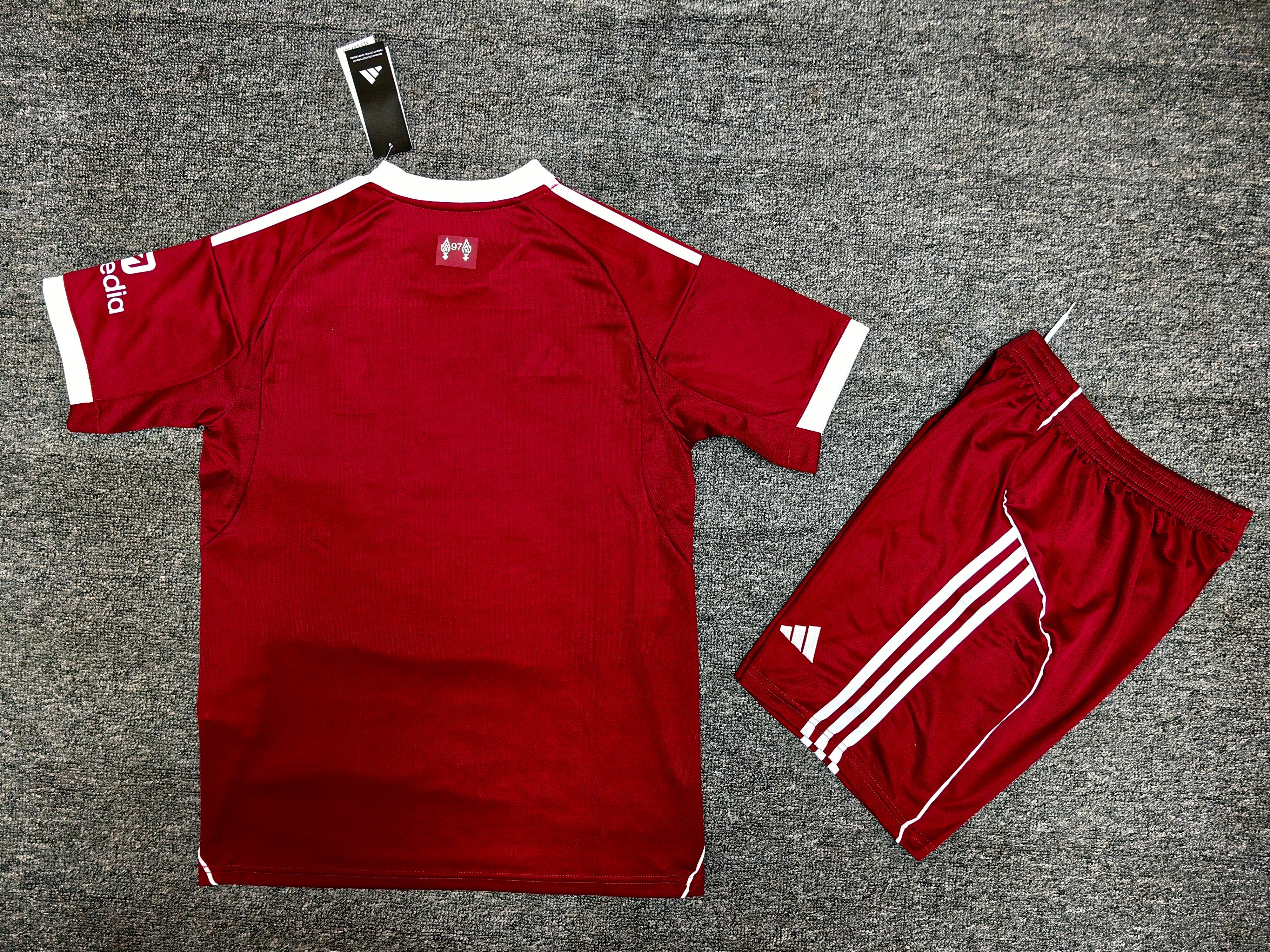 Liverpool Home 2025/2026