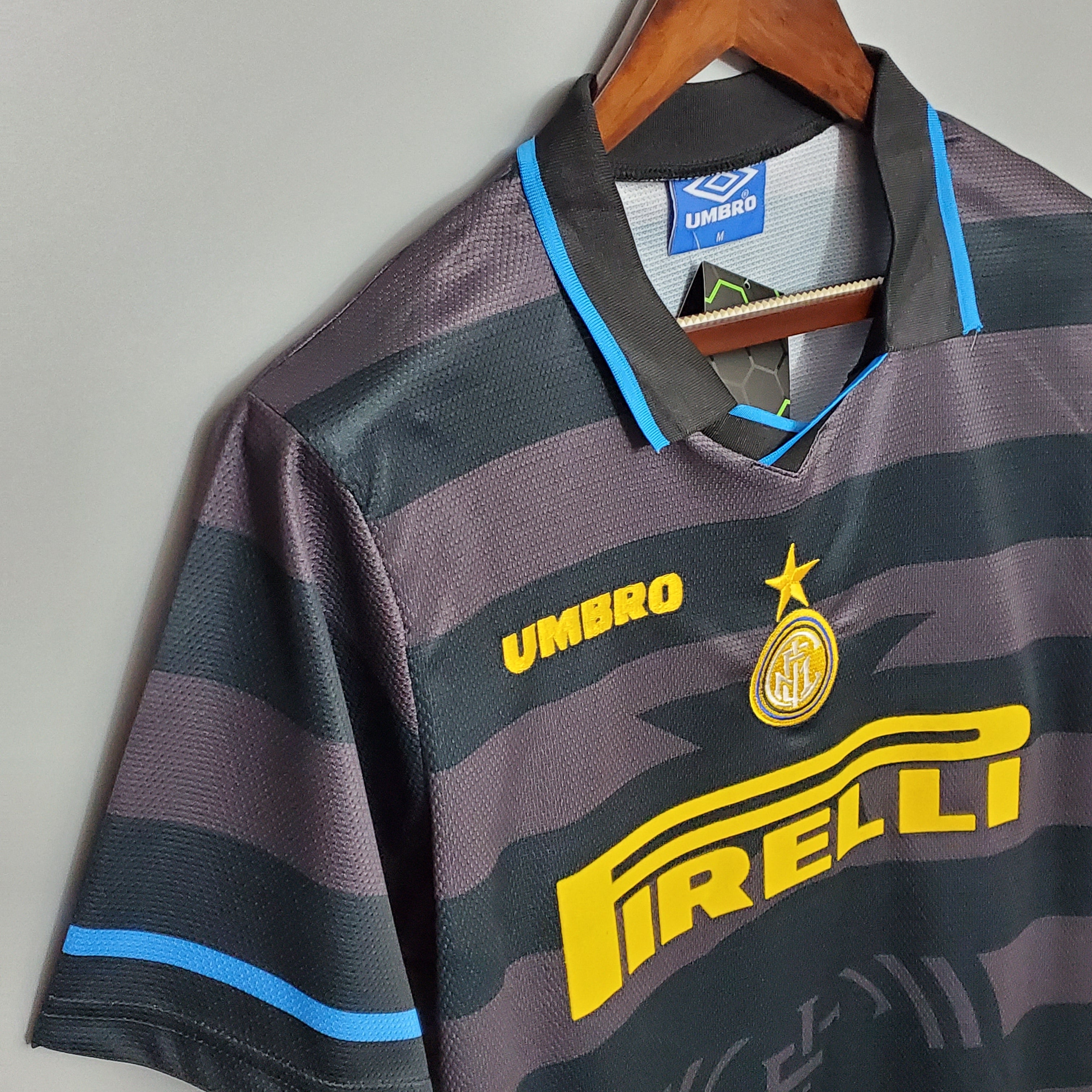 Inter Third Retro Shirt 1998 - Ronaldo 10 Edition