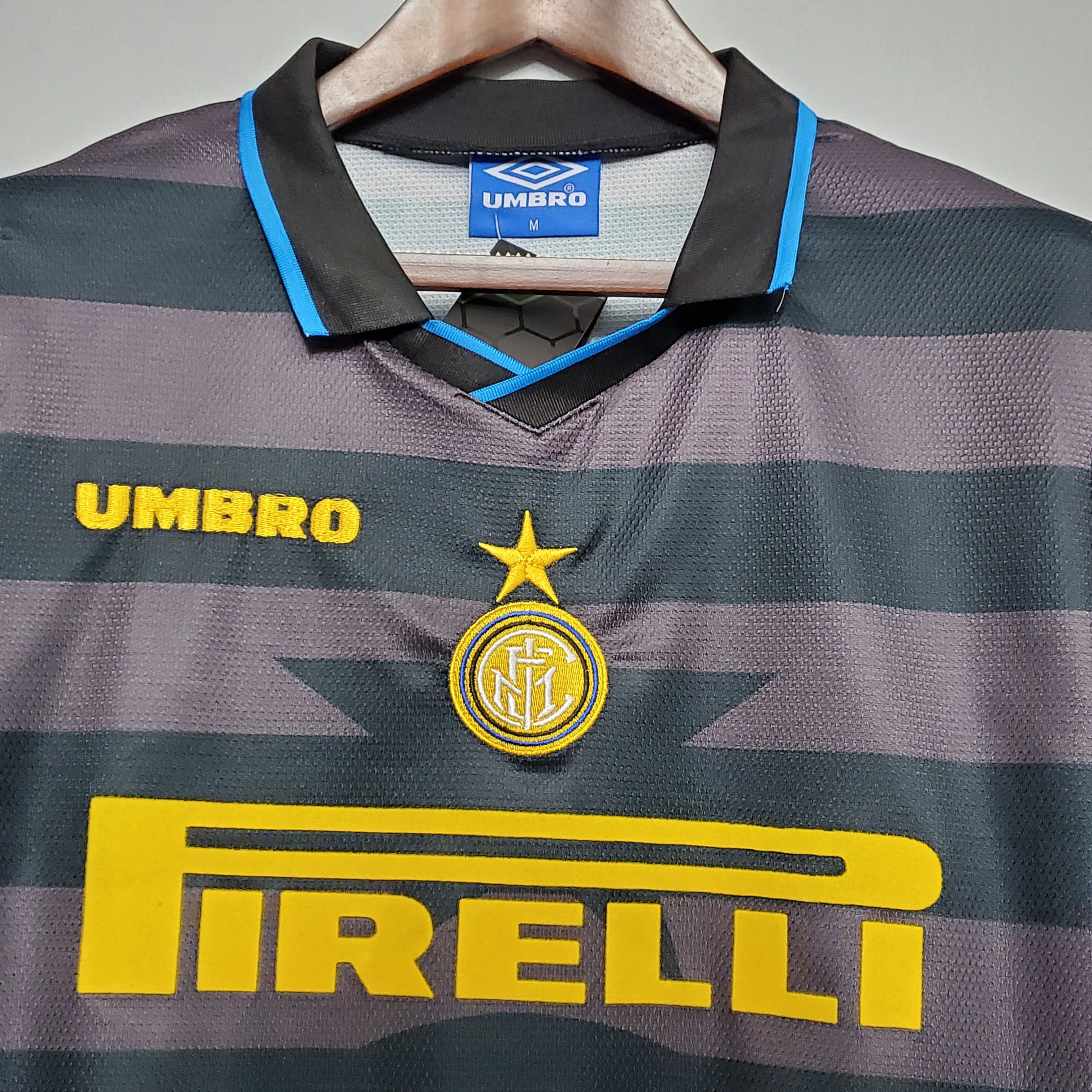 Inter Third Retro Shirt 1998 - Ronaldo 10 Edition