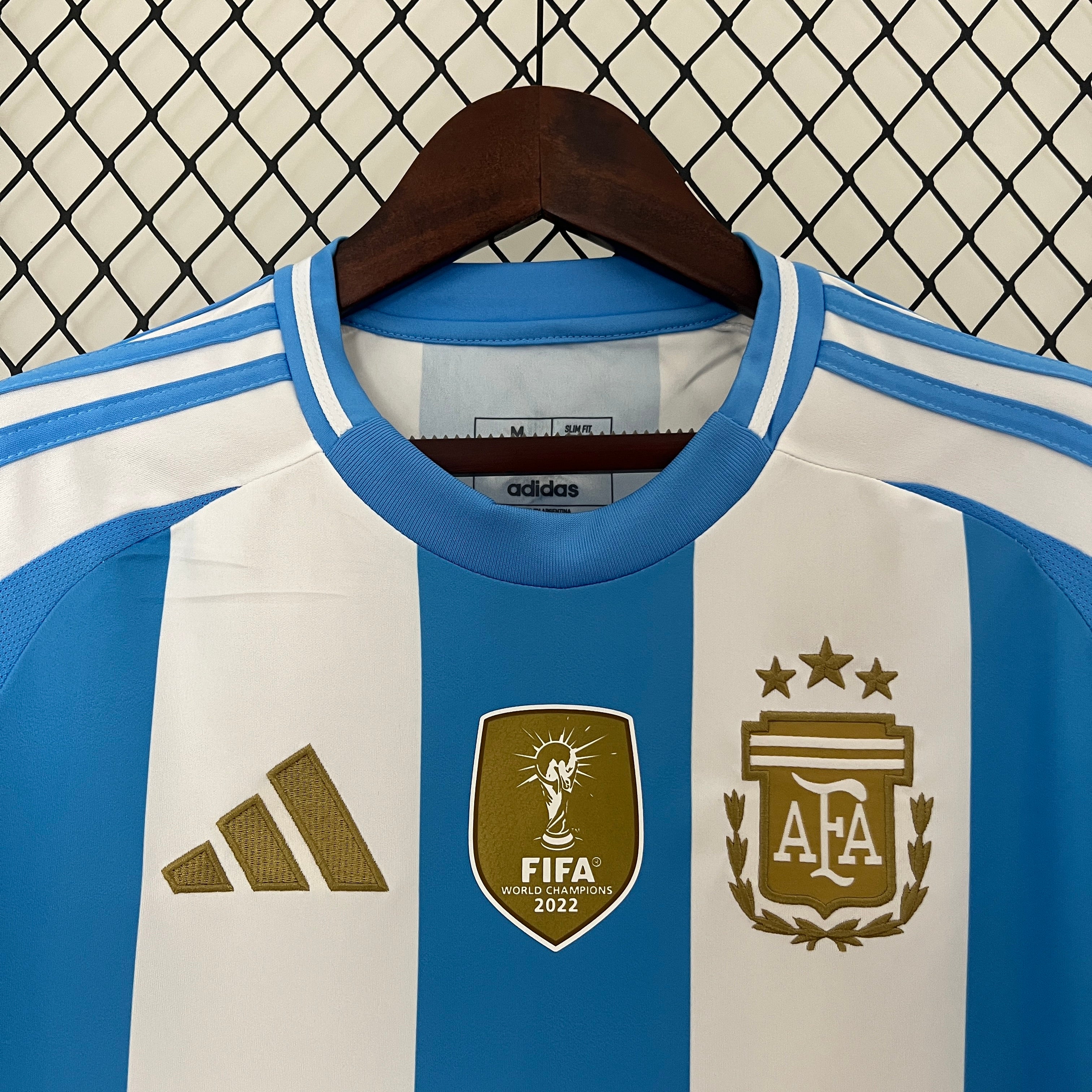 Divise ufficiali Home dell'Argentina per la stagione 2024/2025!